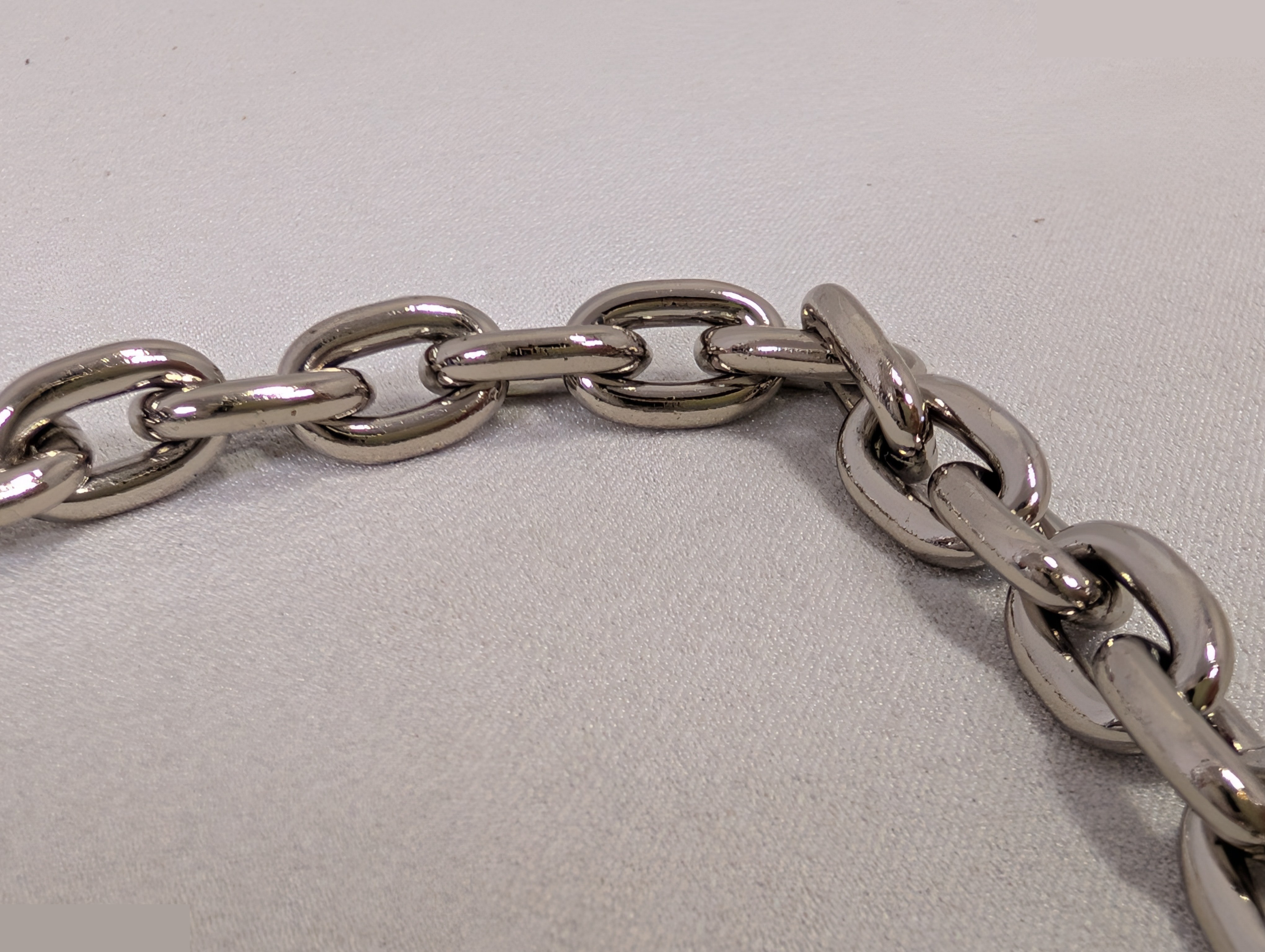 Portefeuille Twist Chain M62039 — view 6