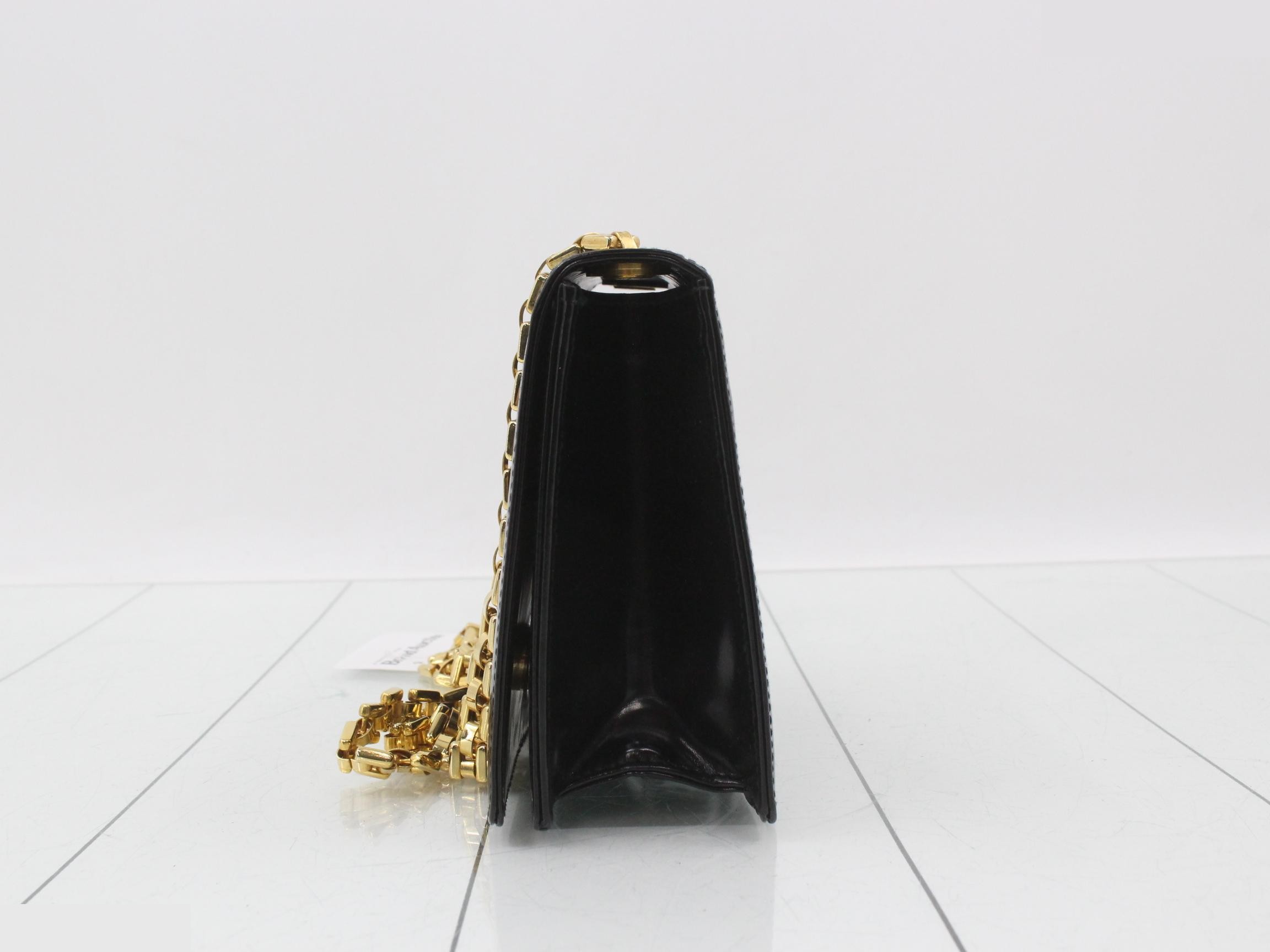 4G logo, chain, other lines, bags/shoulder bags — view 3
