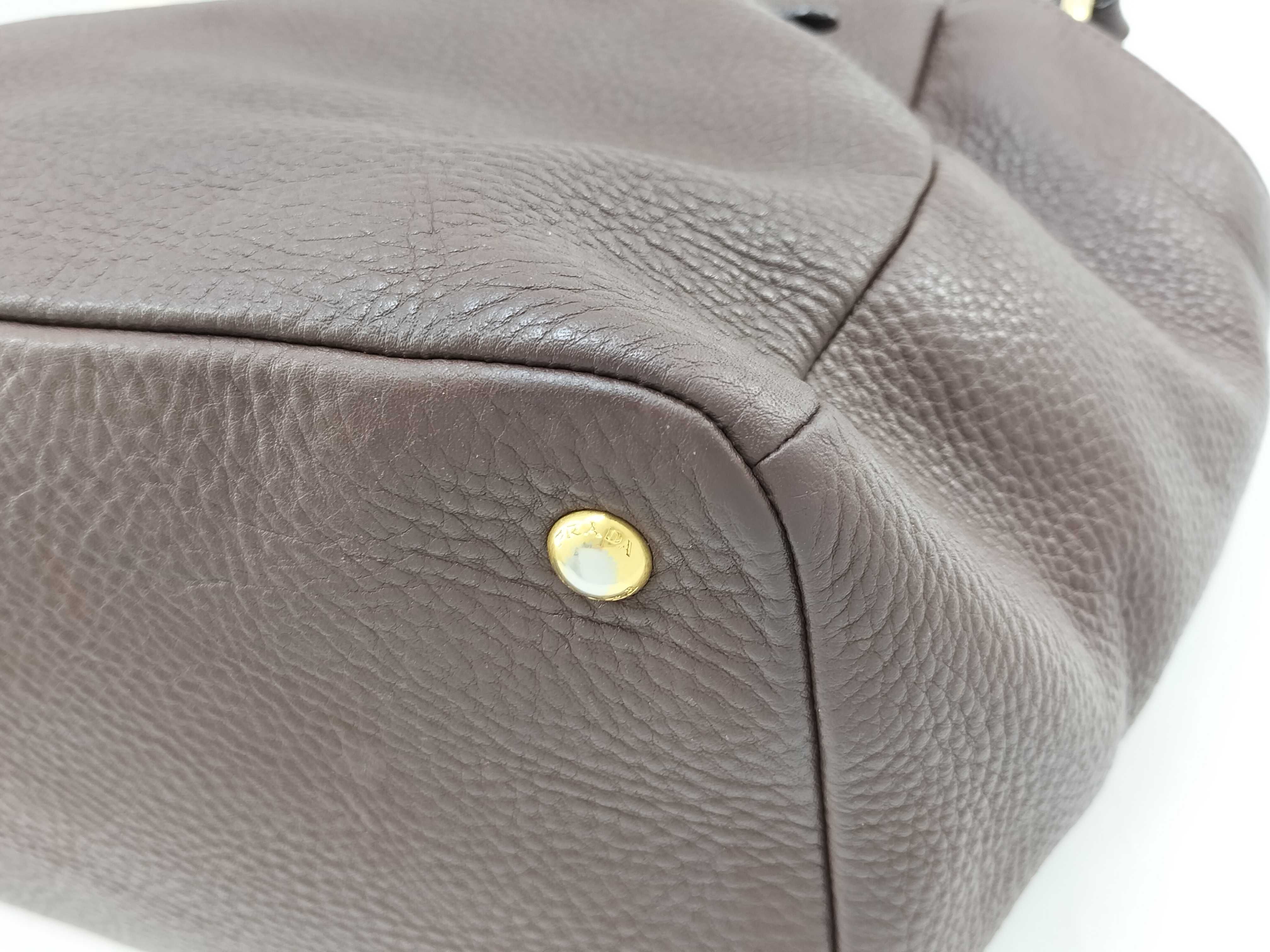 Vitello Daino Leather Hobo Bag Shoulder Bag — view 6