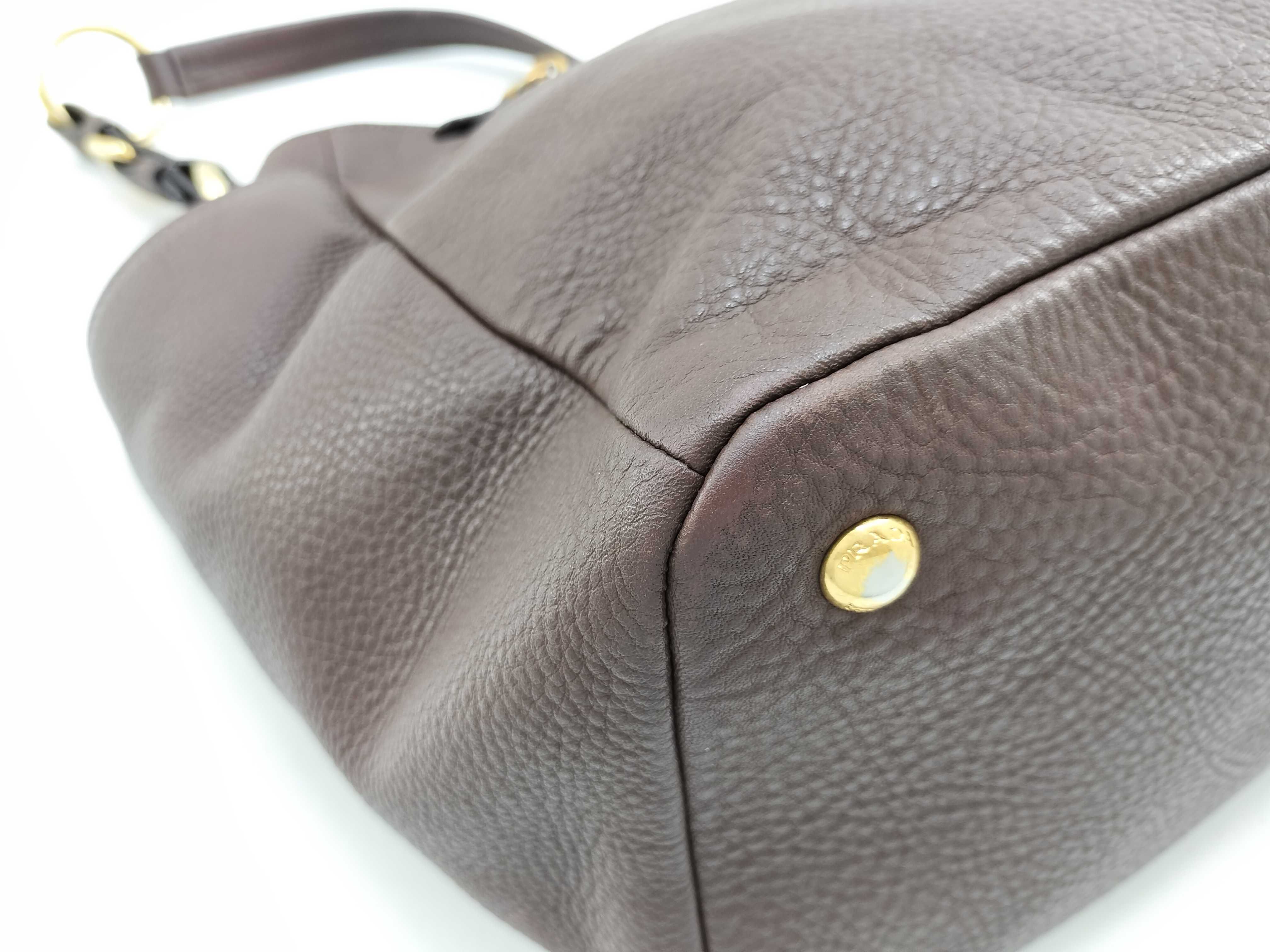 Vitello Daino Leather Hobo Bag Shoulder Bag — view 7