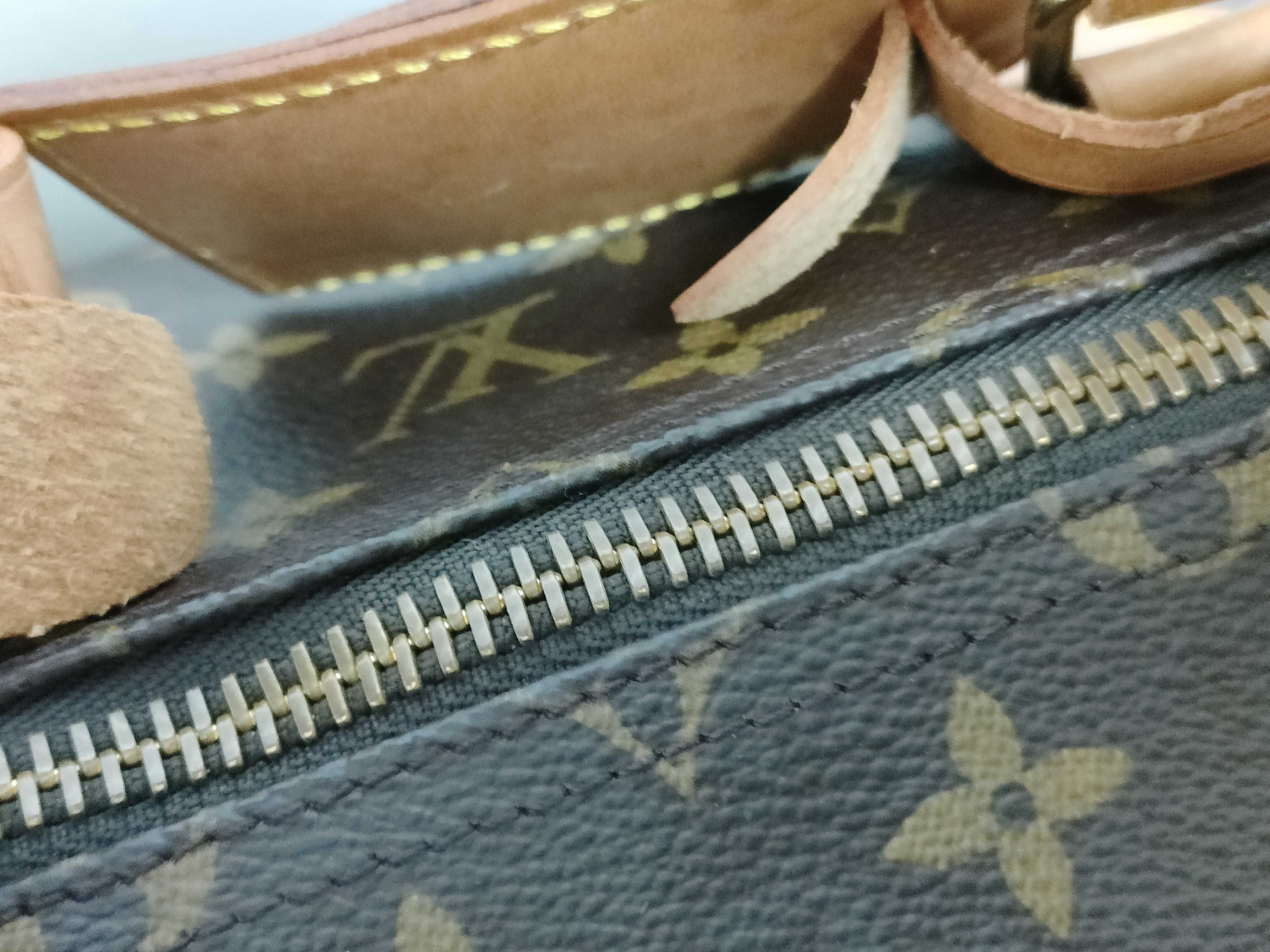 Monogram Louis Vuitton M41424 Boston Bag — view 6