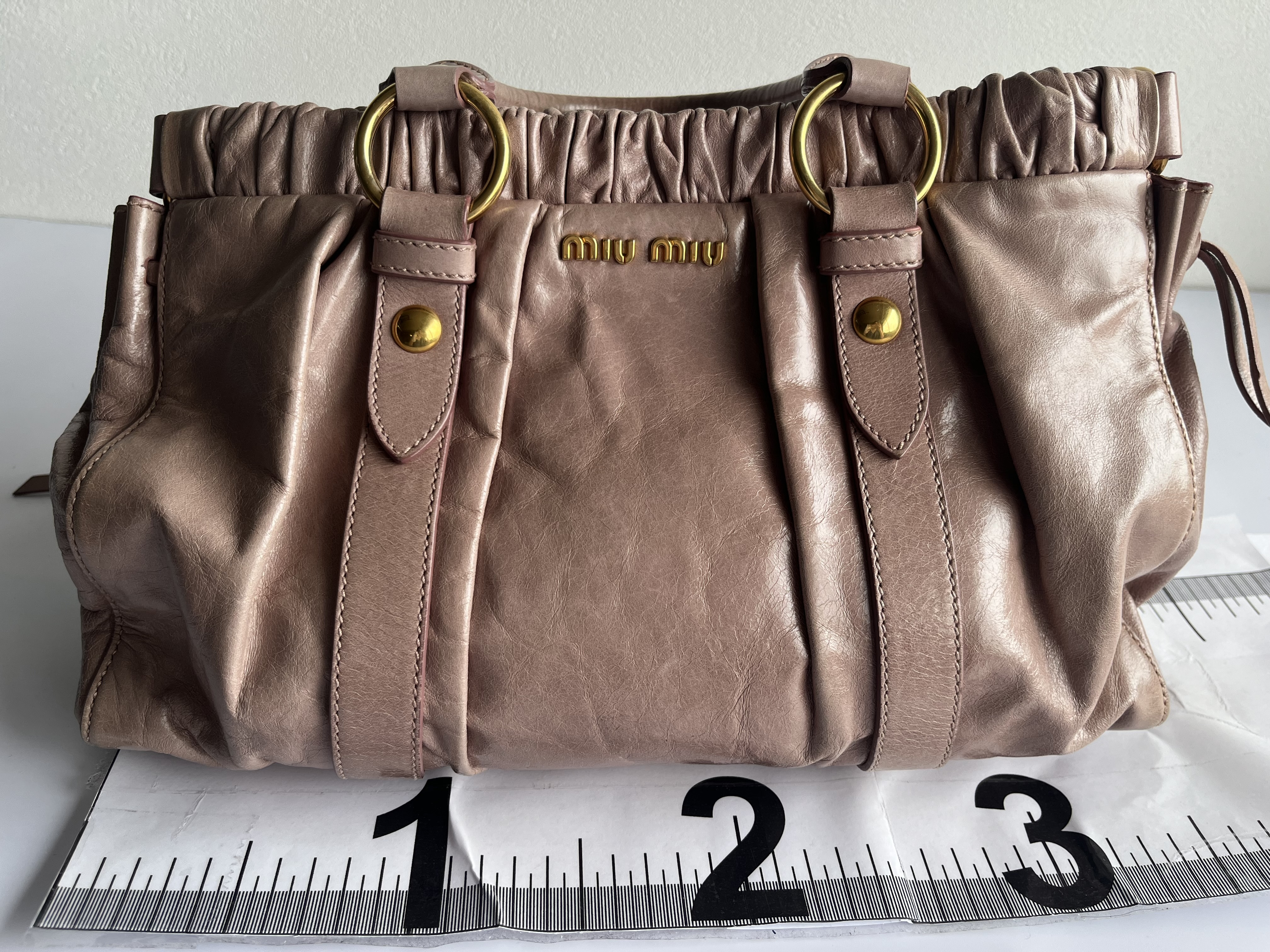 Vitello Luxe Pink Beige 2-Way Handbag with Shoulder Strap (Shoulder Bag) — view 2