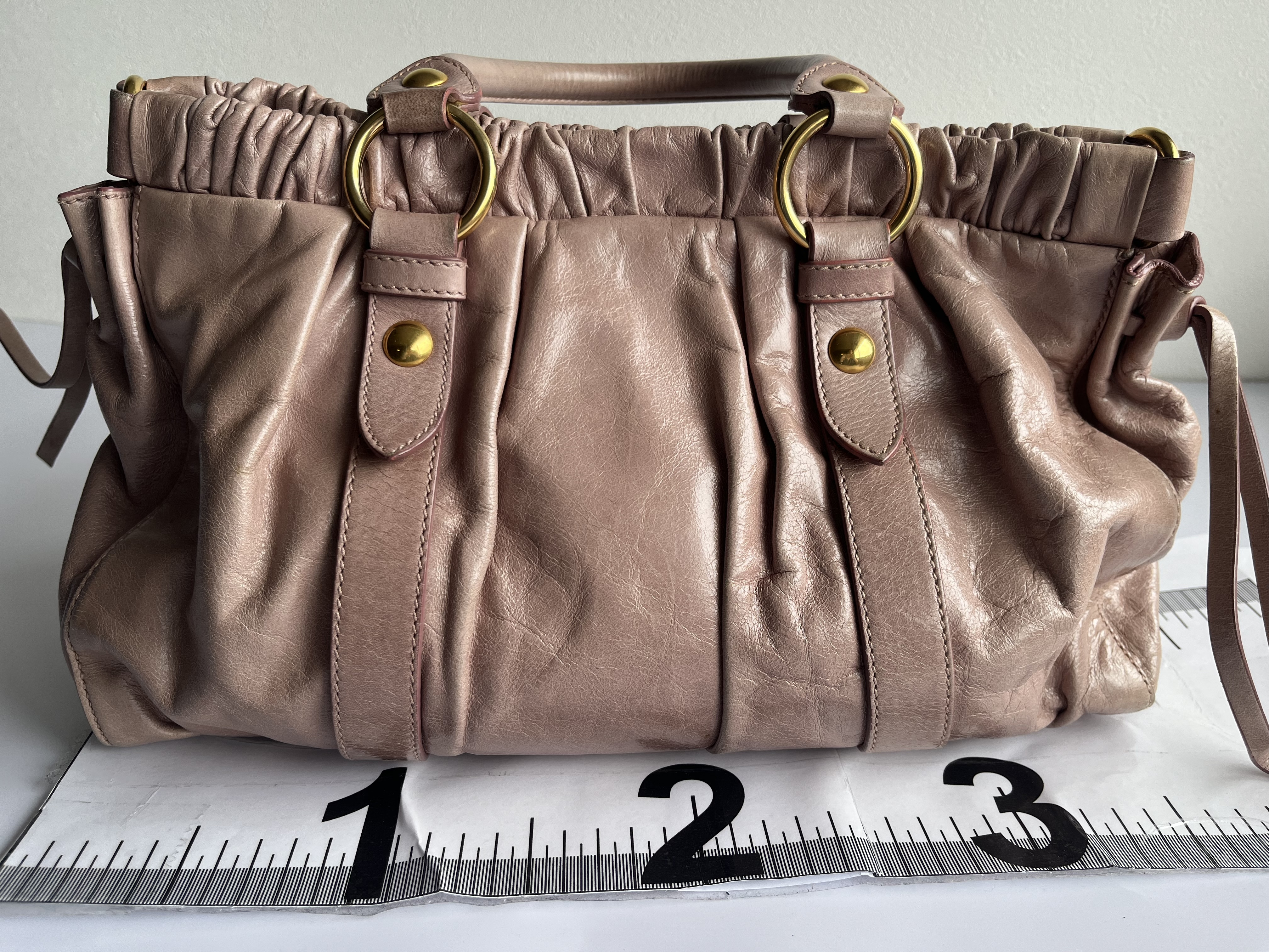 Vitello Luxe Pink Beige 2-Way Handbag with Shoulder Strap (Shoulder Bag) — view 3