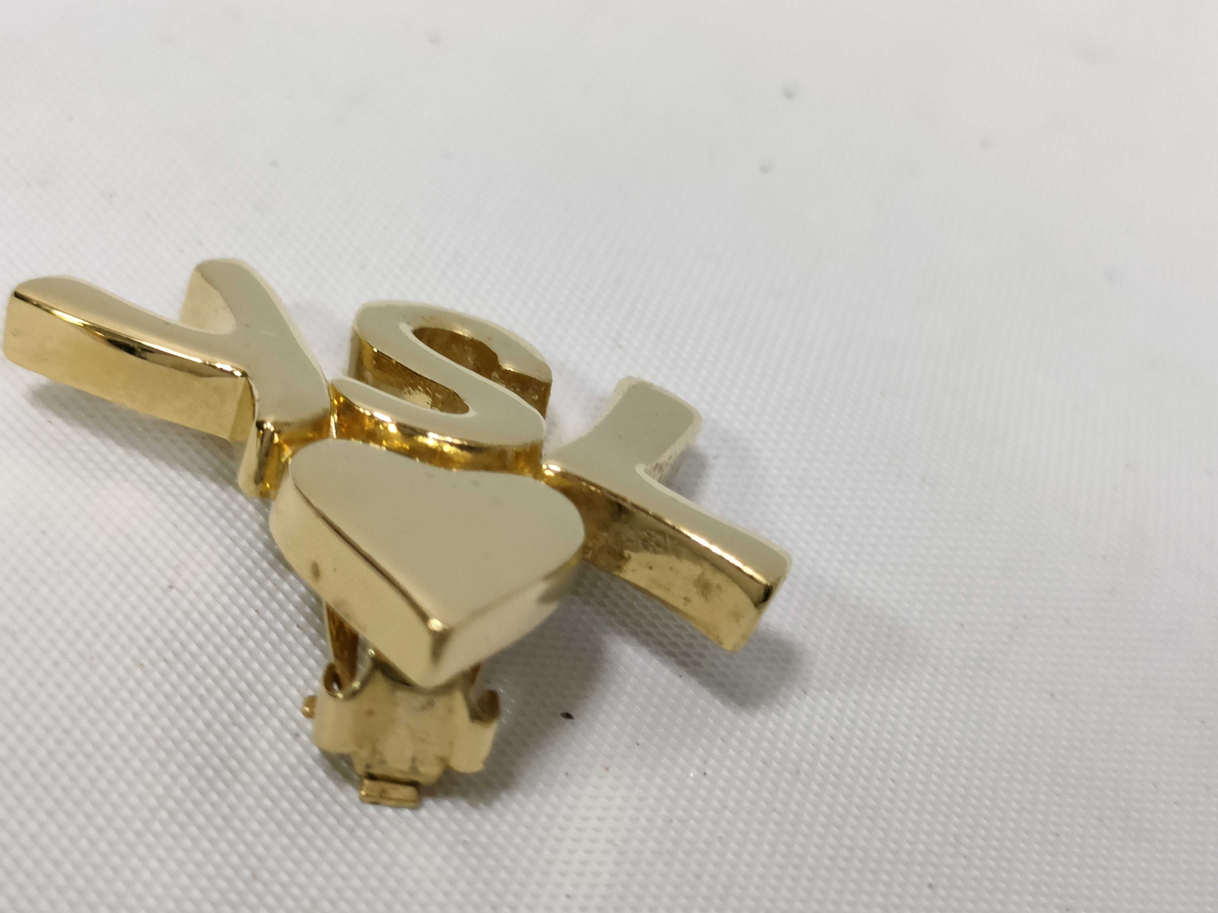 Earrings (Unused) — view 7