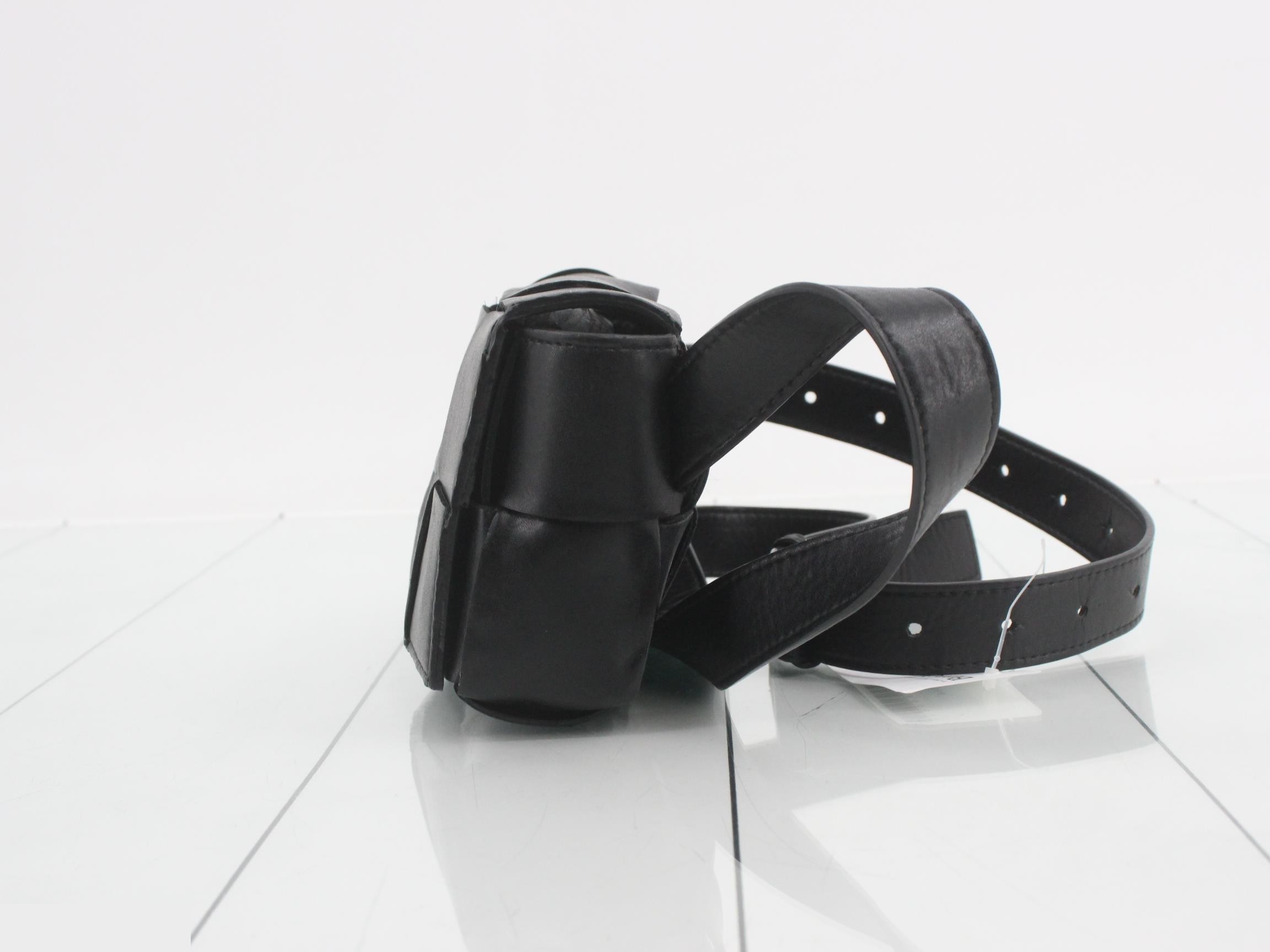 Intrecciato Chain Shoulder Bag — view 3