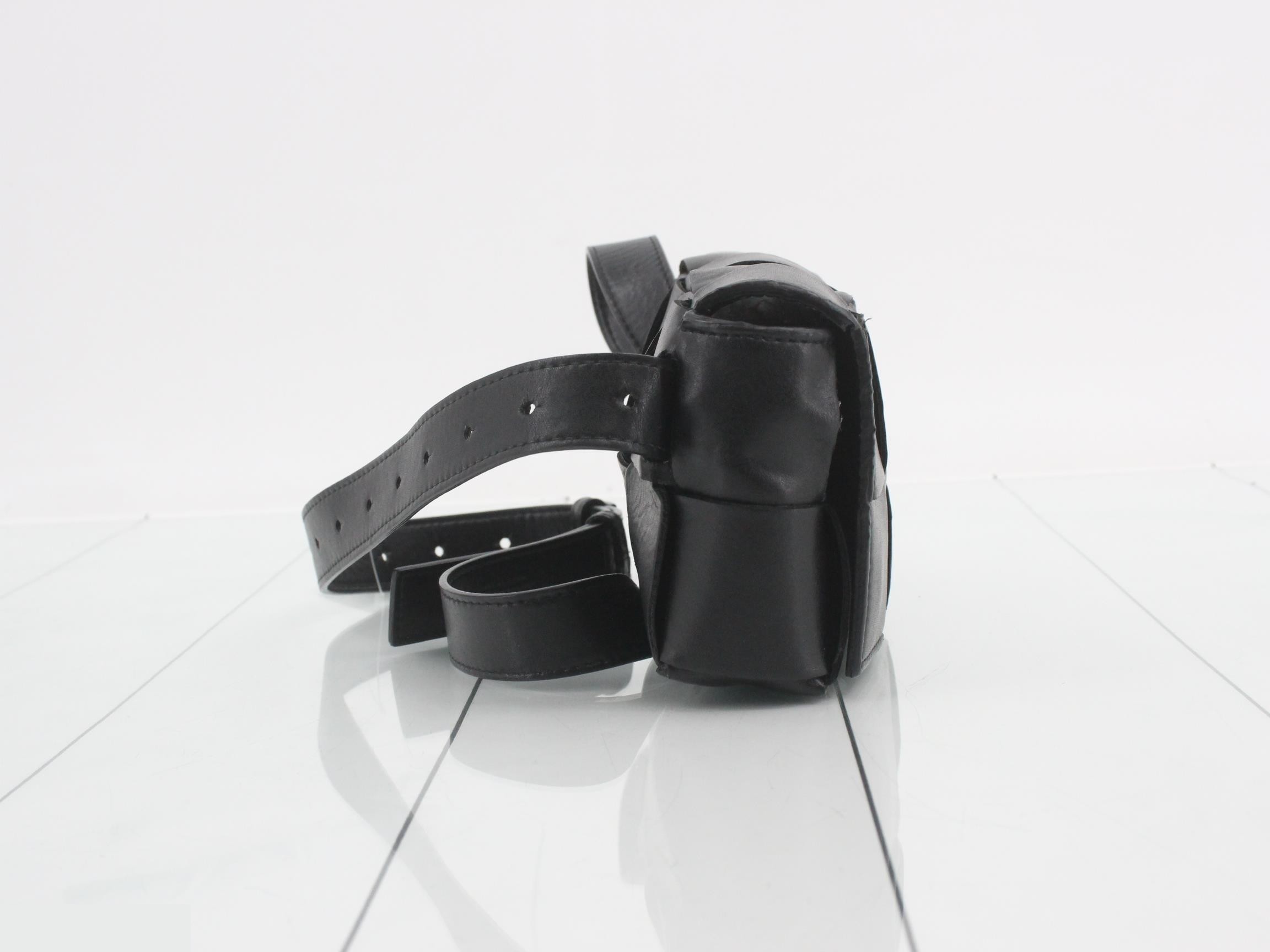 Intrecciato Chain Shoulder Bag — view 4