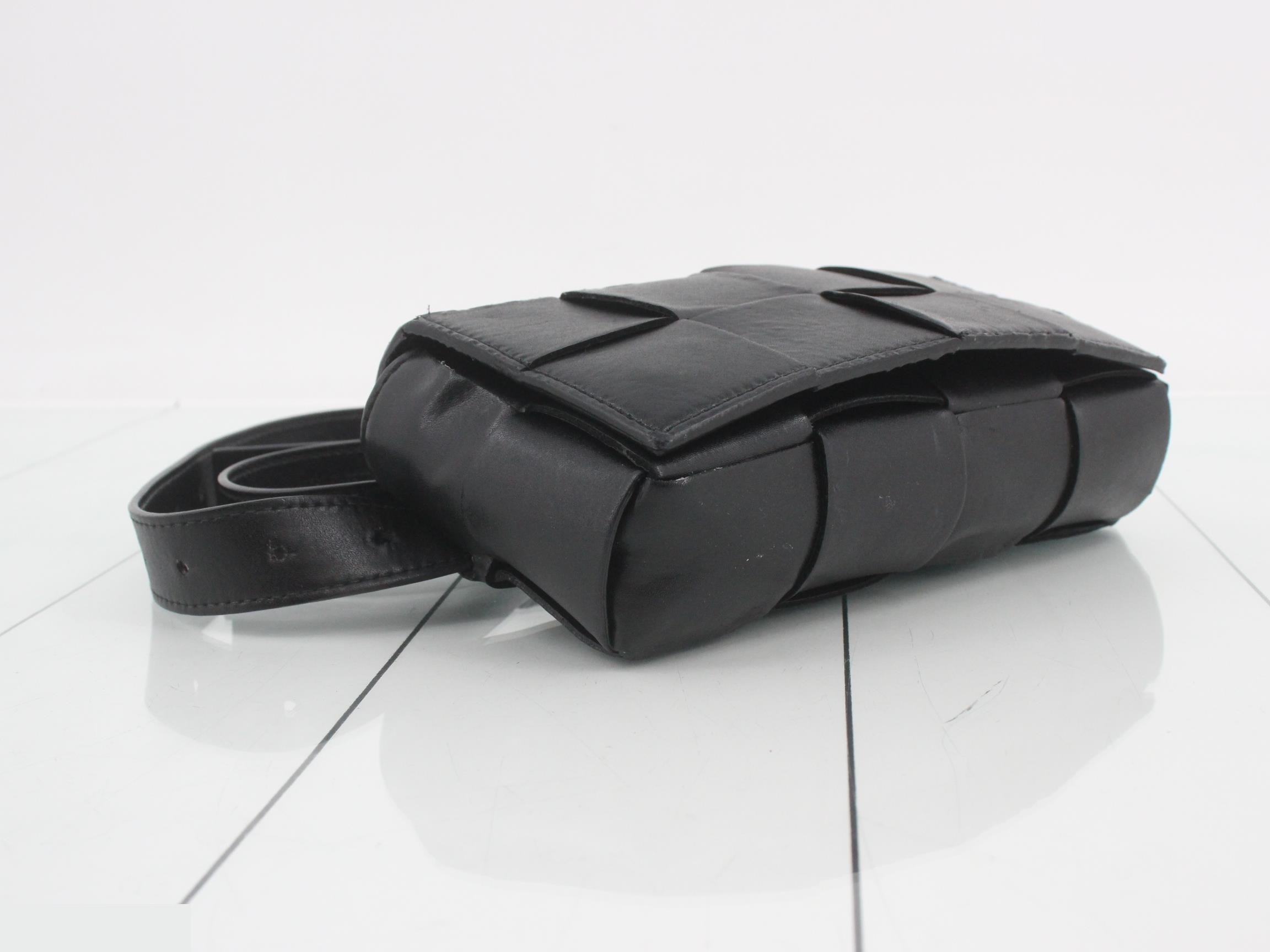 Intrecciato Chain Shoulder Bag — view 5
