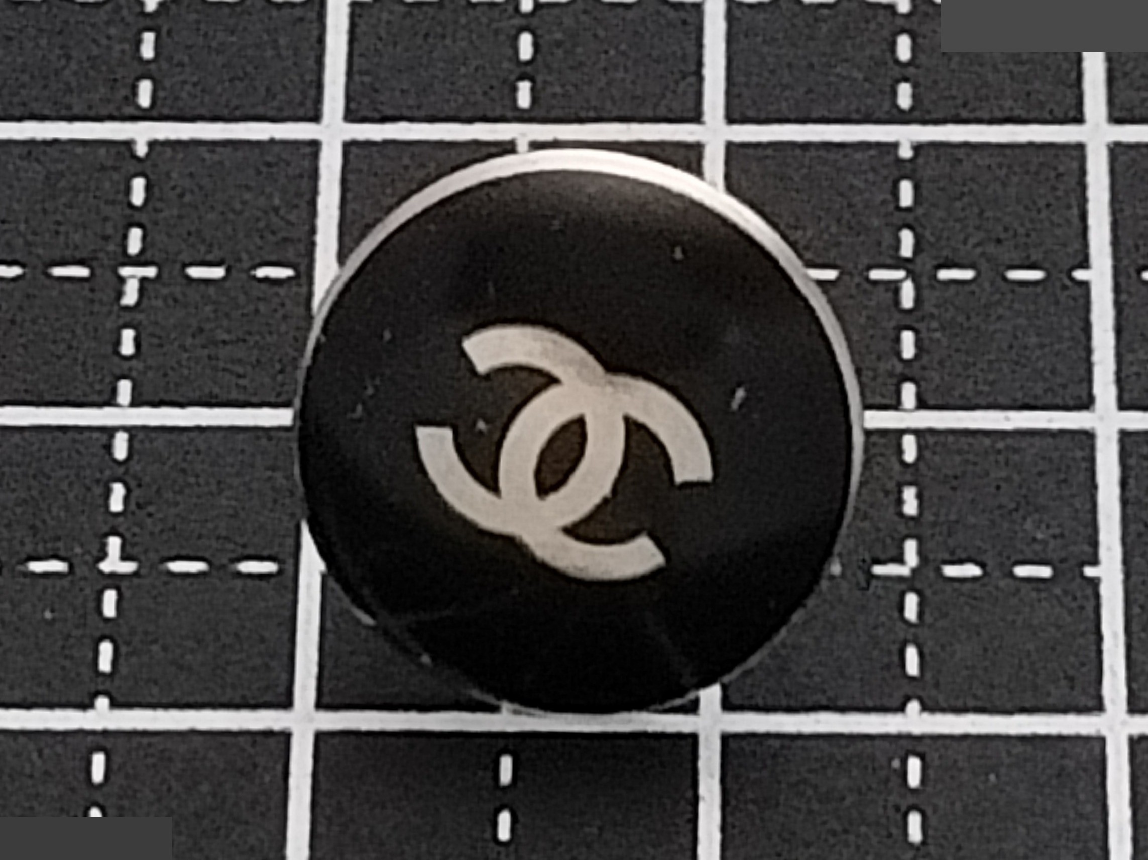 Coco Black Silver Earring (Single) 00T — view 5