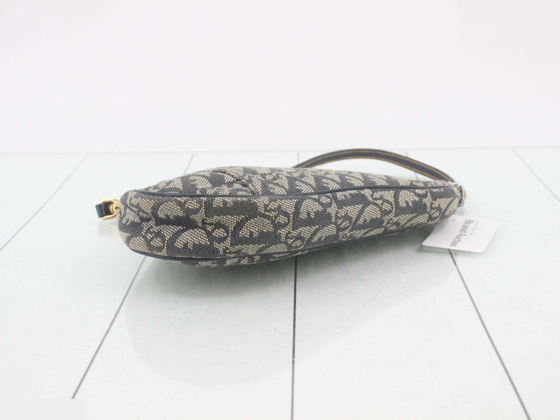 Trotter Saddlebag Pouch — view 3