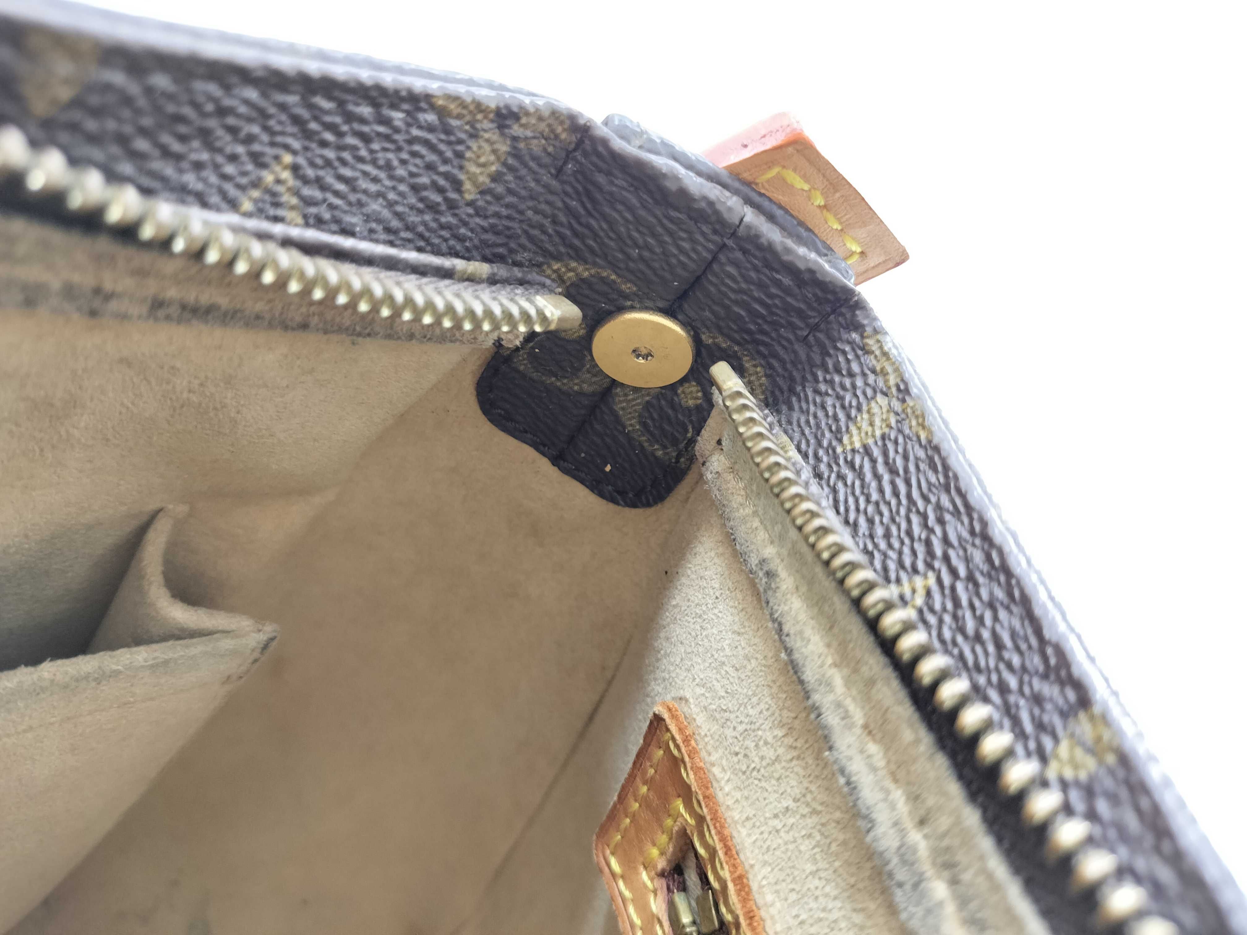 Monogram M51146 Looping MM Shoulder Bag — view 12