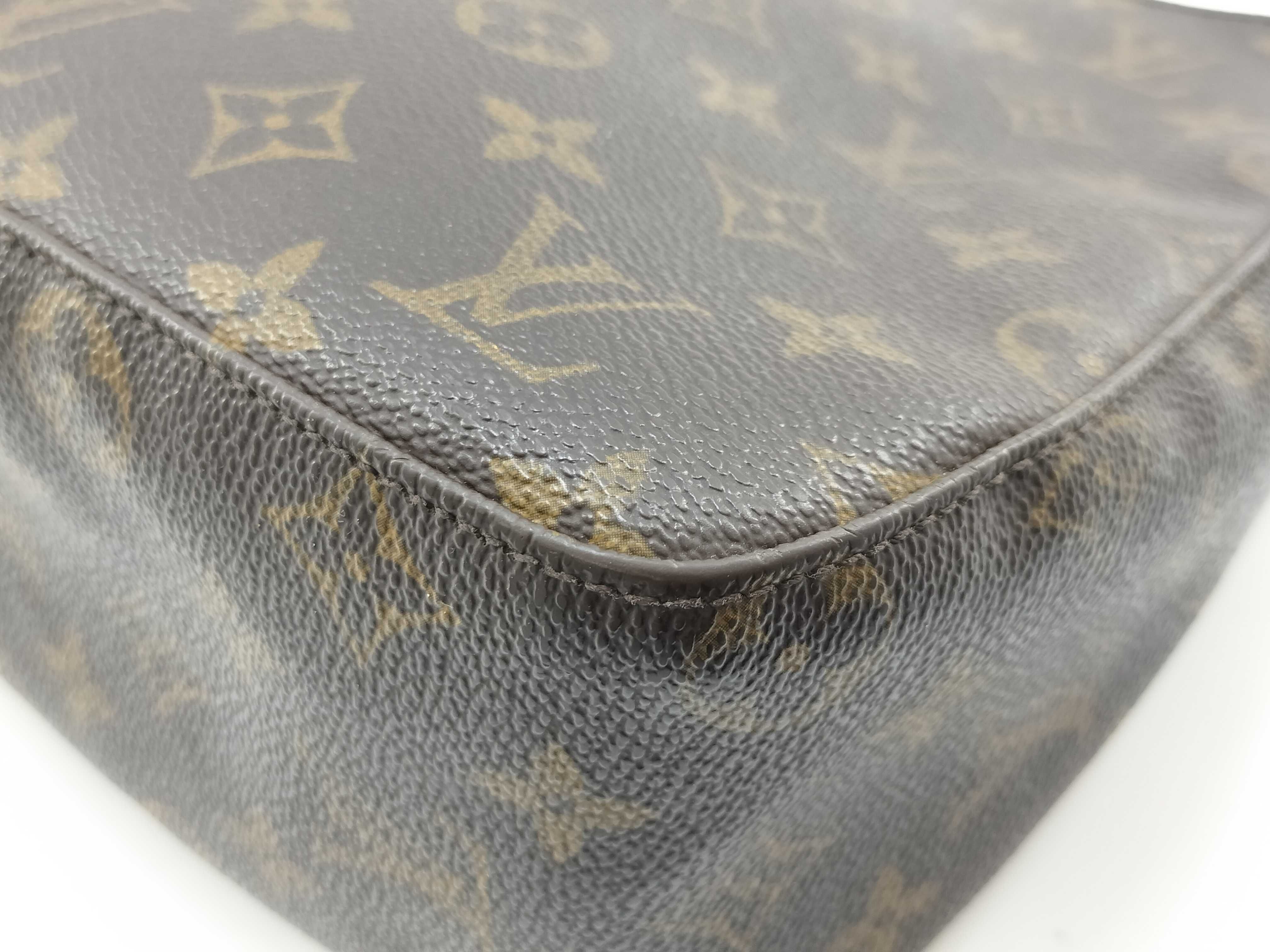 Monogram M51146 Looping MM Shoulder Bag — view 5