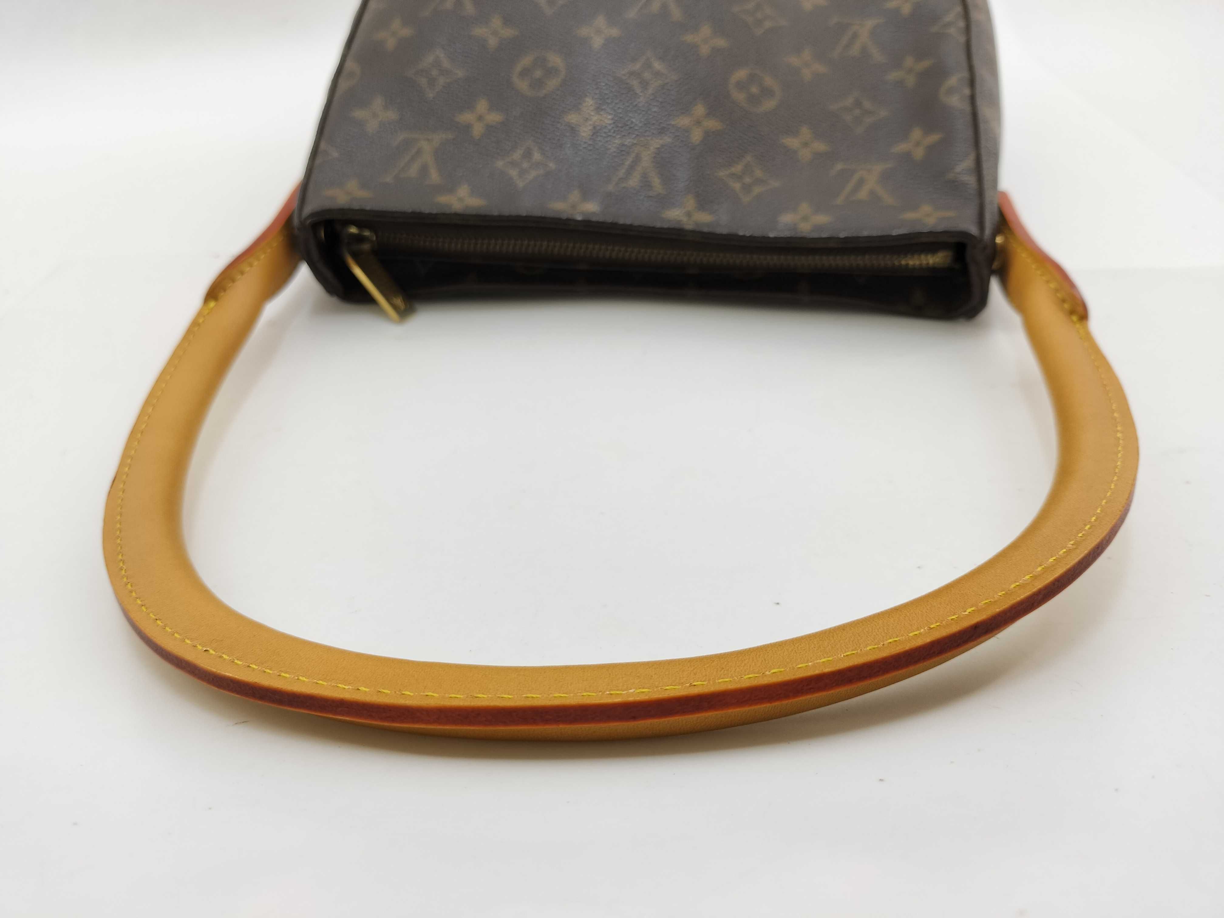 Monogram M51146 Looping MM Shoulder Bag — view 8