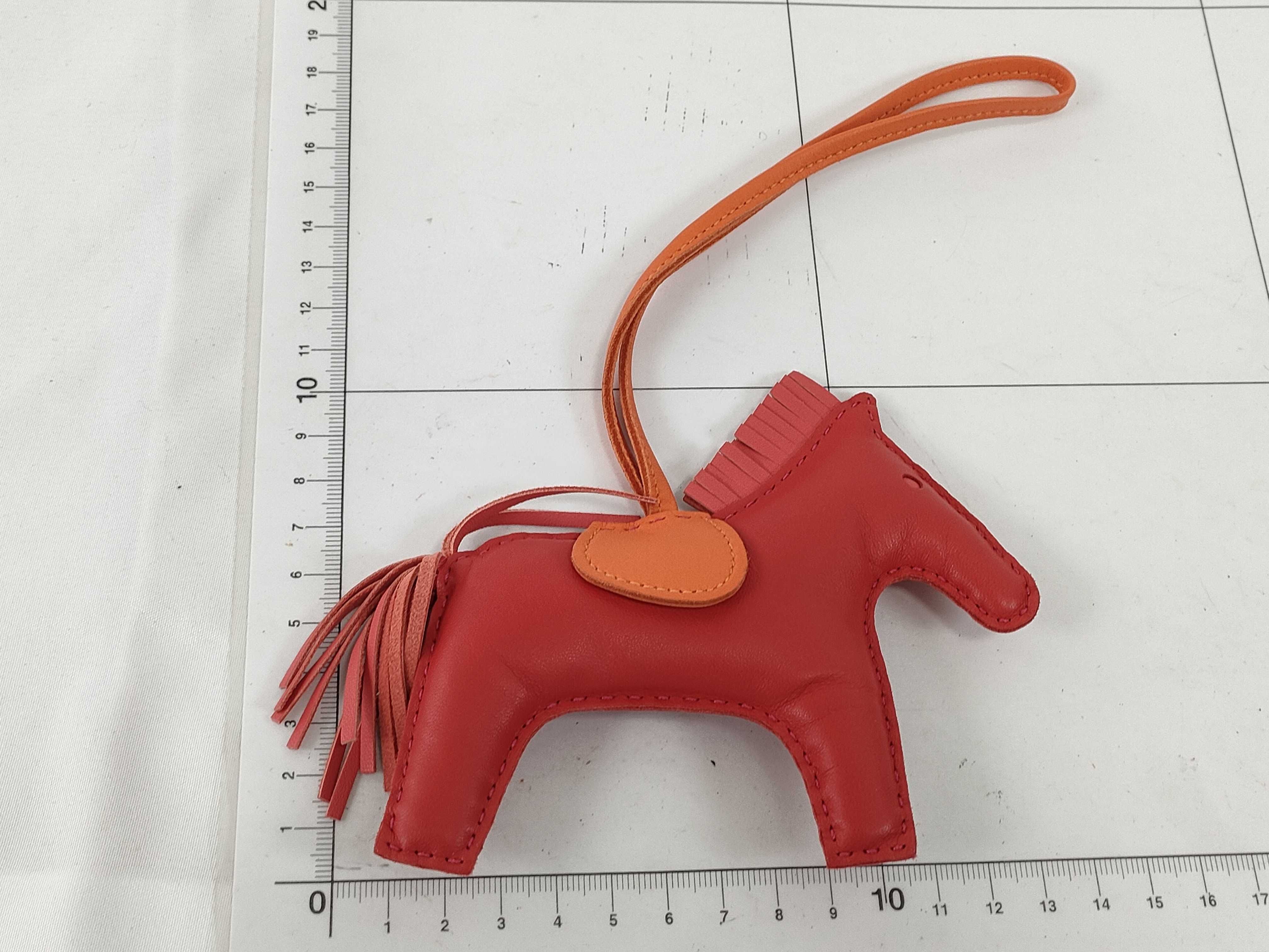 Rodeo MM Agneau Milo Red Orange Pink Key Case/Keychain — view 2