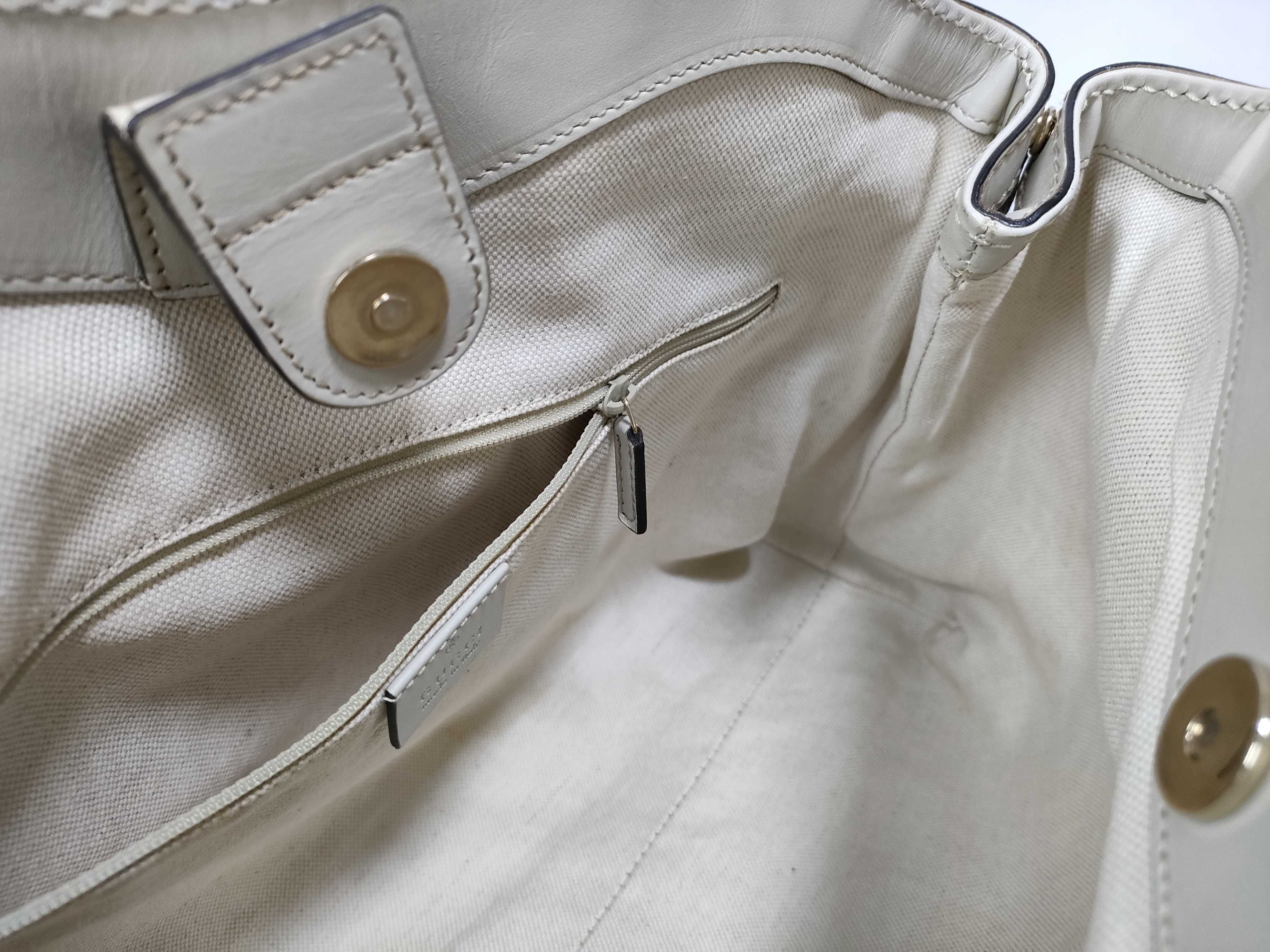 GG Canvas Sukey Medium Tote Bag (Handbag) — view 11