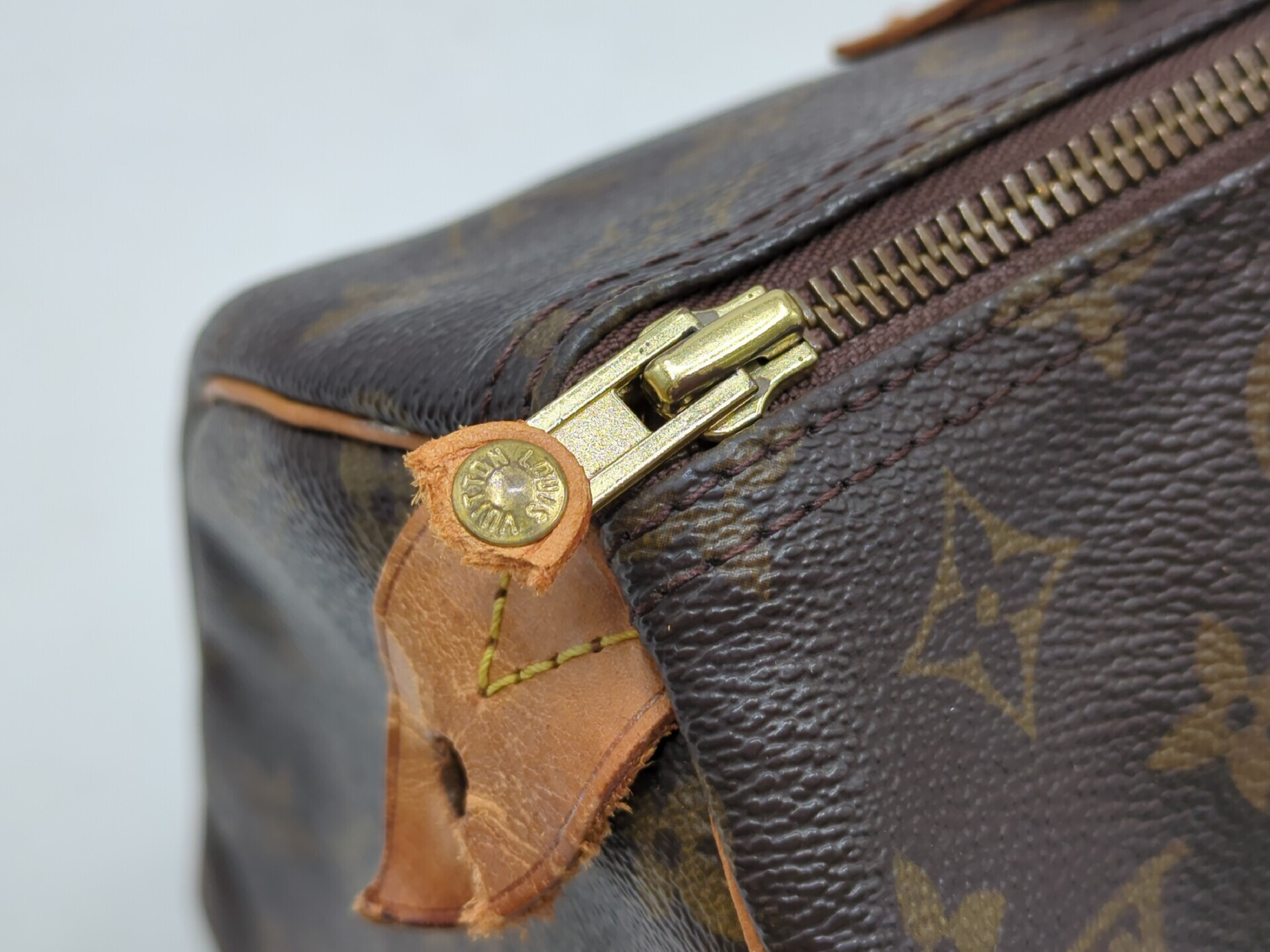 M41526 Monogram Speedy 30 Handbag — view 9