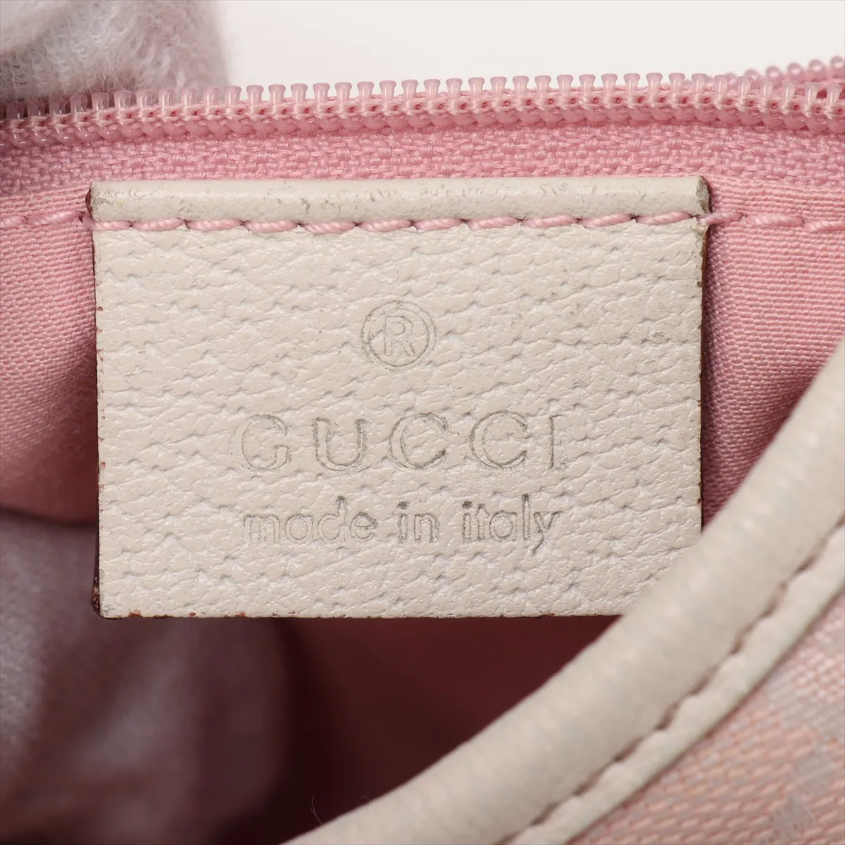 GG Canvas Shoulder Bag, Pink x White, 130738 — view 9