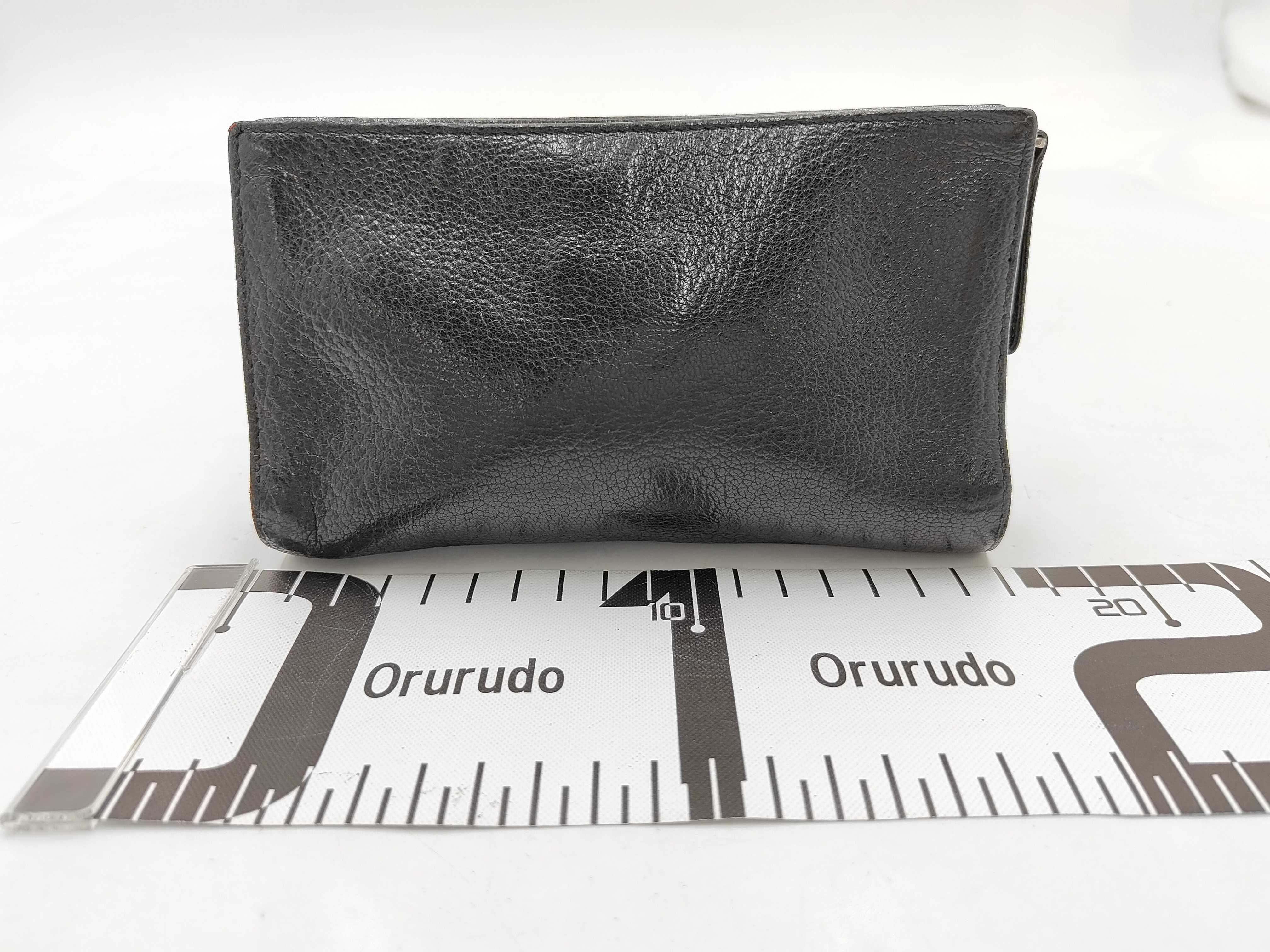 pouch — view 2