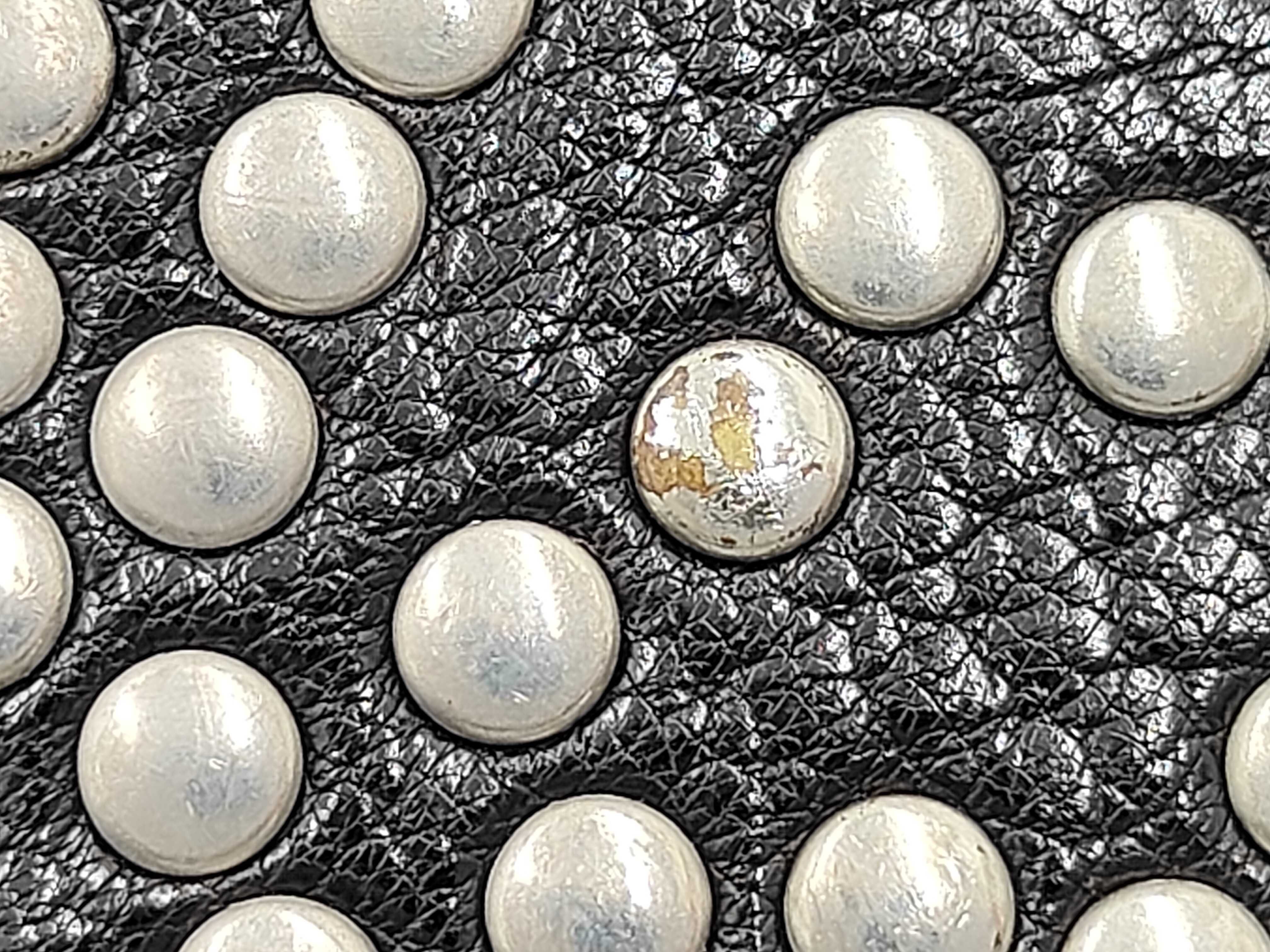 pouch — view 11