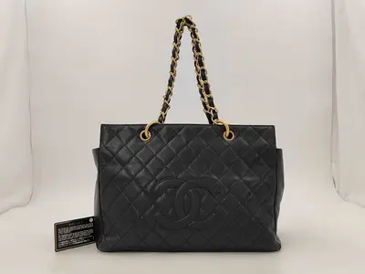 Caviar Skin Matelassé Chain Shoulder Tote Bag