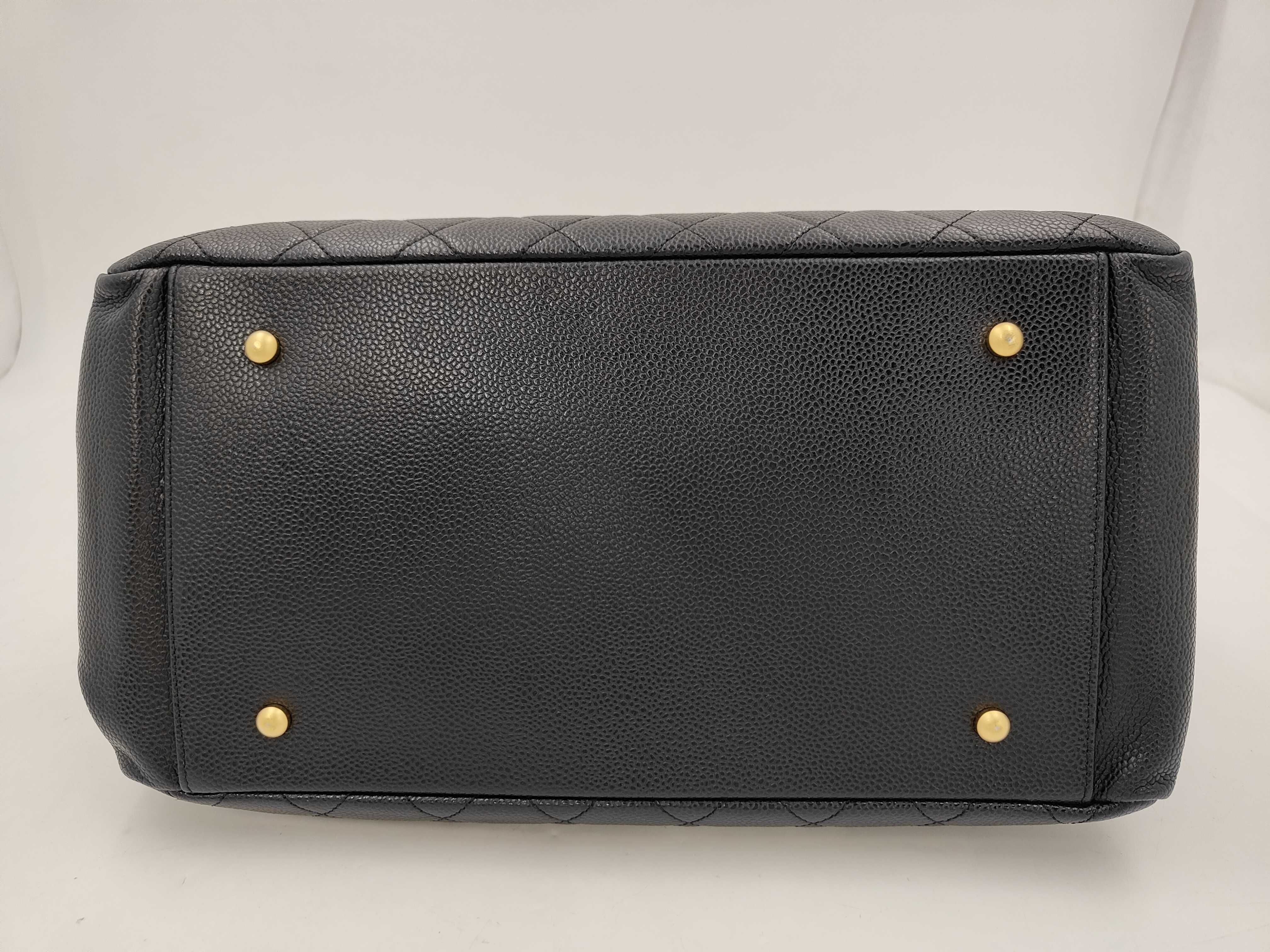 Caviar Skin Matelassé Chain Shoulder Tote Bag — view 3