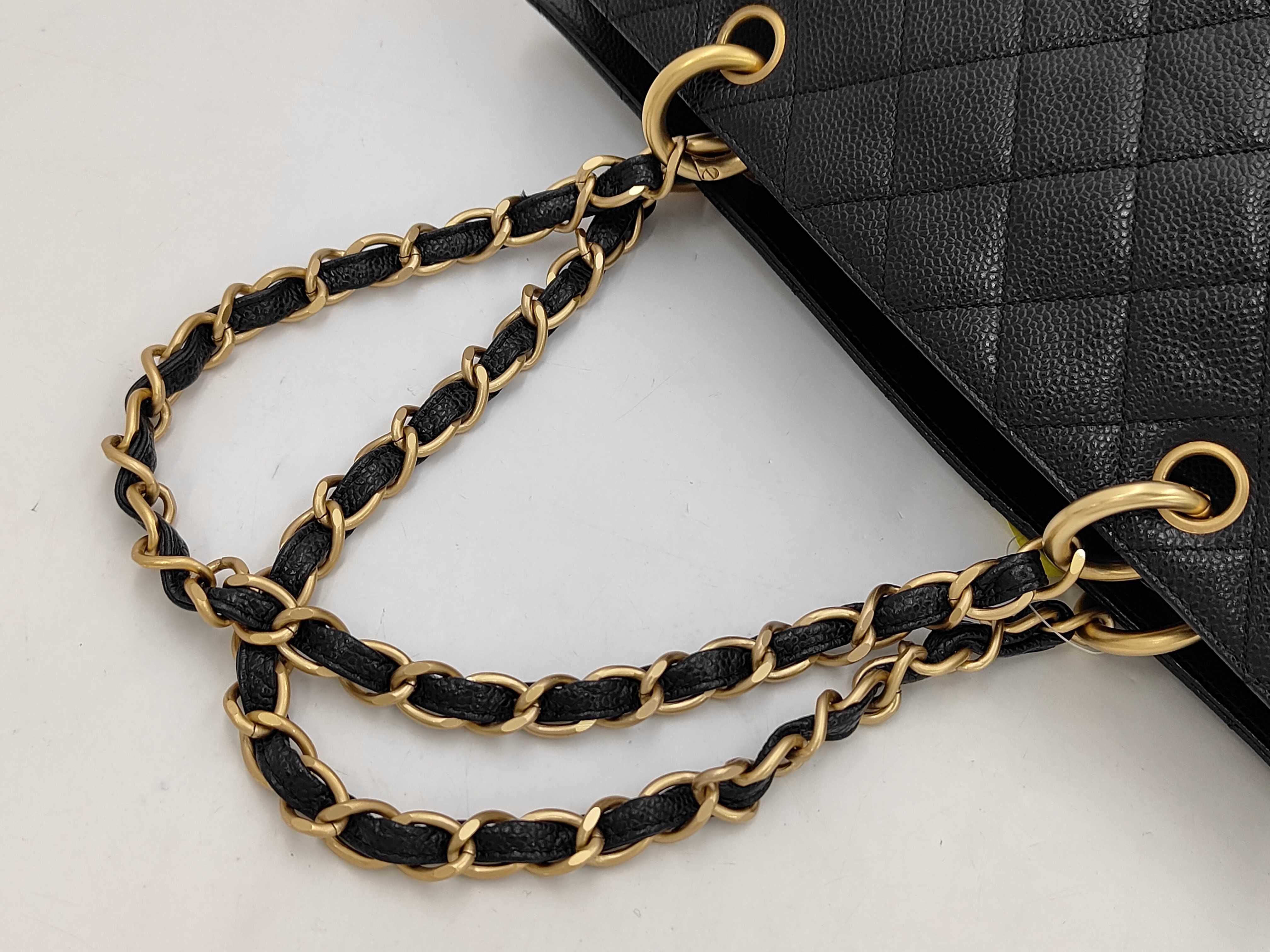 Caviar Skin Matelassé Chain Shoulder Tote Bag — view 5
