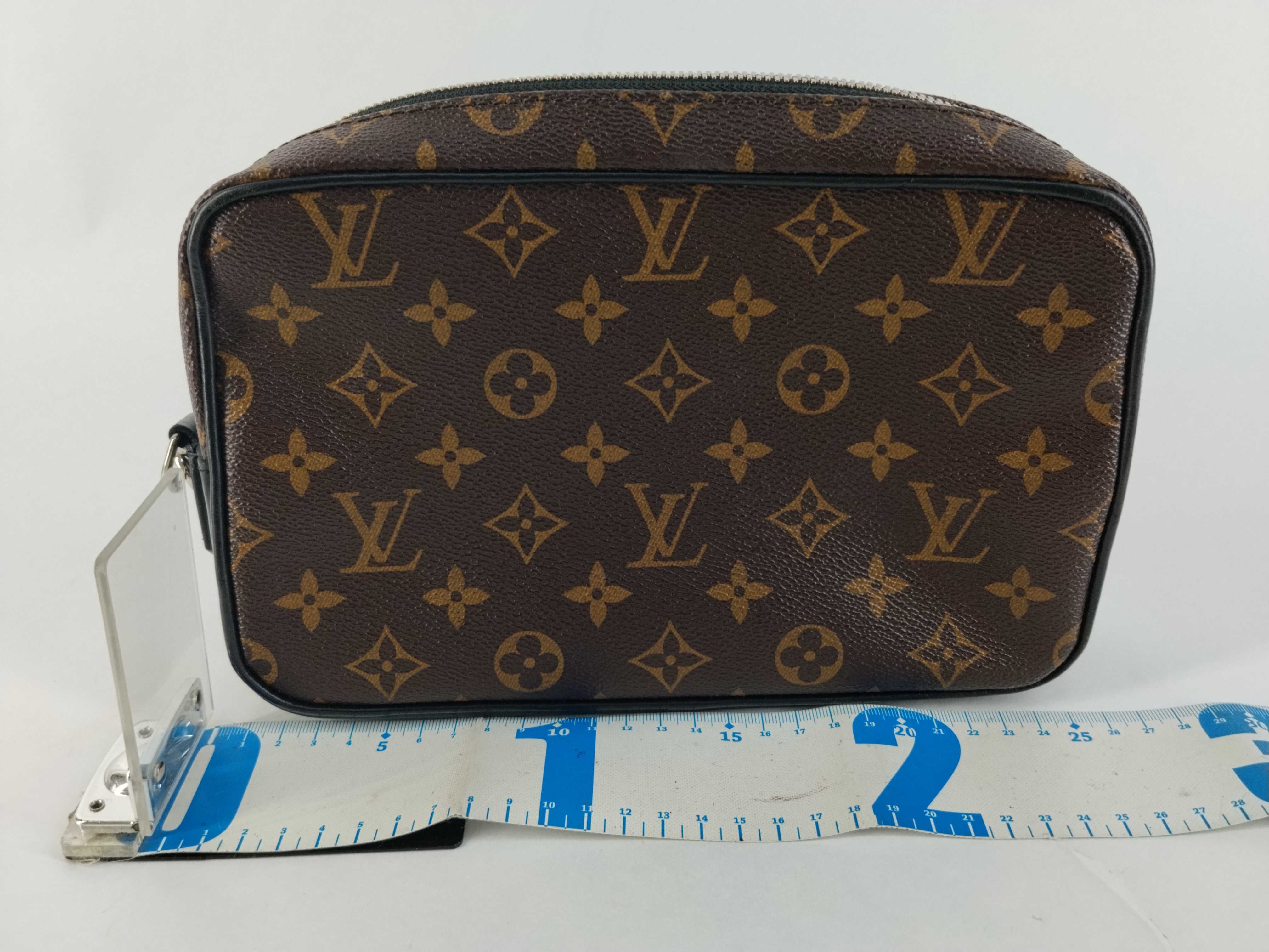 Monogram Macassar Pochette Kasai M42838 Accessories: Dust bag, Clutch bag — view 2