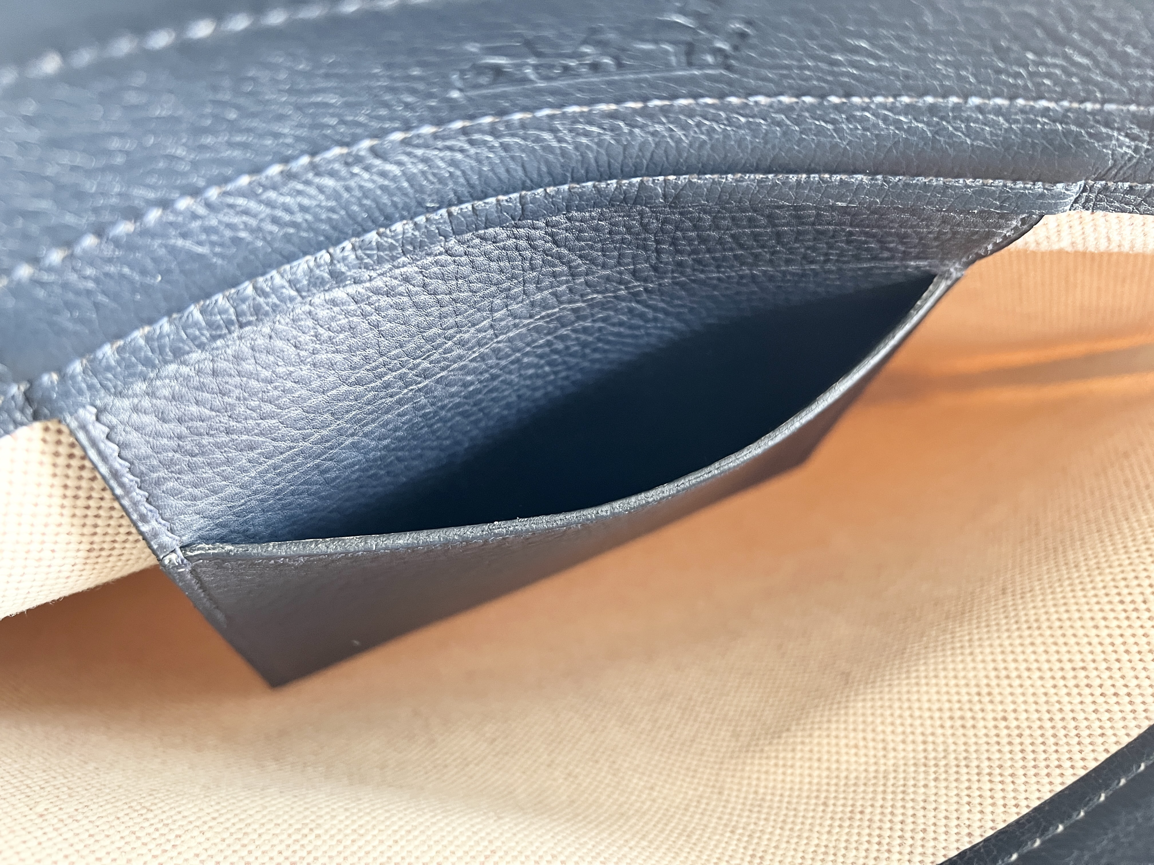Flat Toile H & Box Bag, Toile H, Logo Embossed, L Stamp, Calf Leather, Canvas, Shoulder Bag, One-Shoulder Bag — view 8