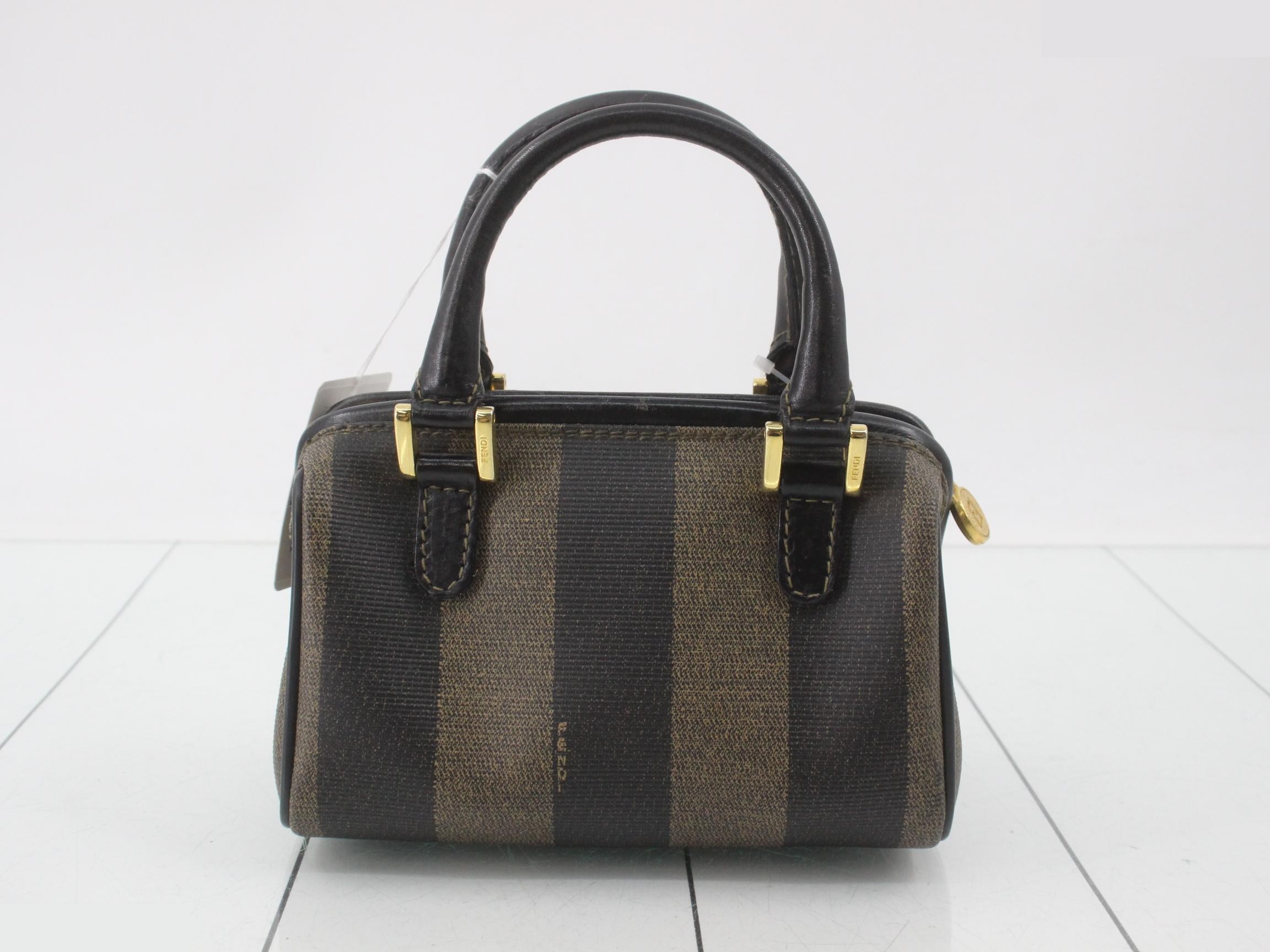 handbag — view 2