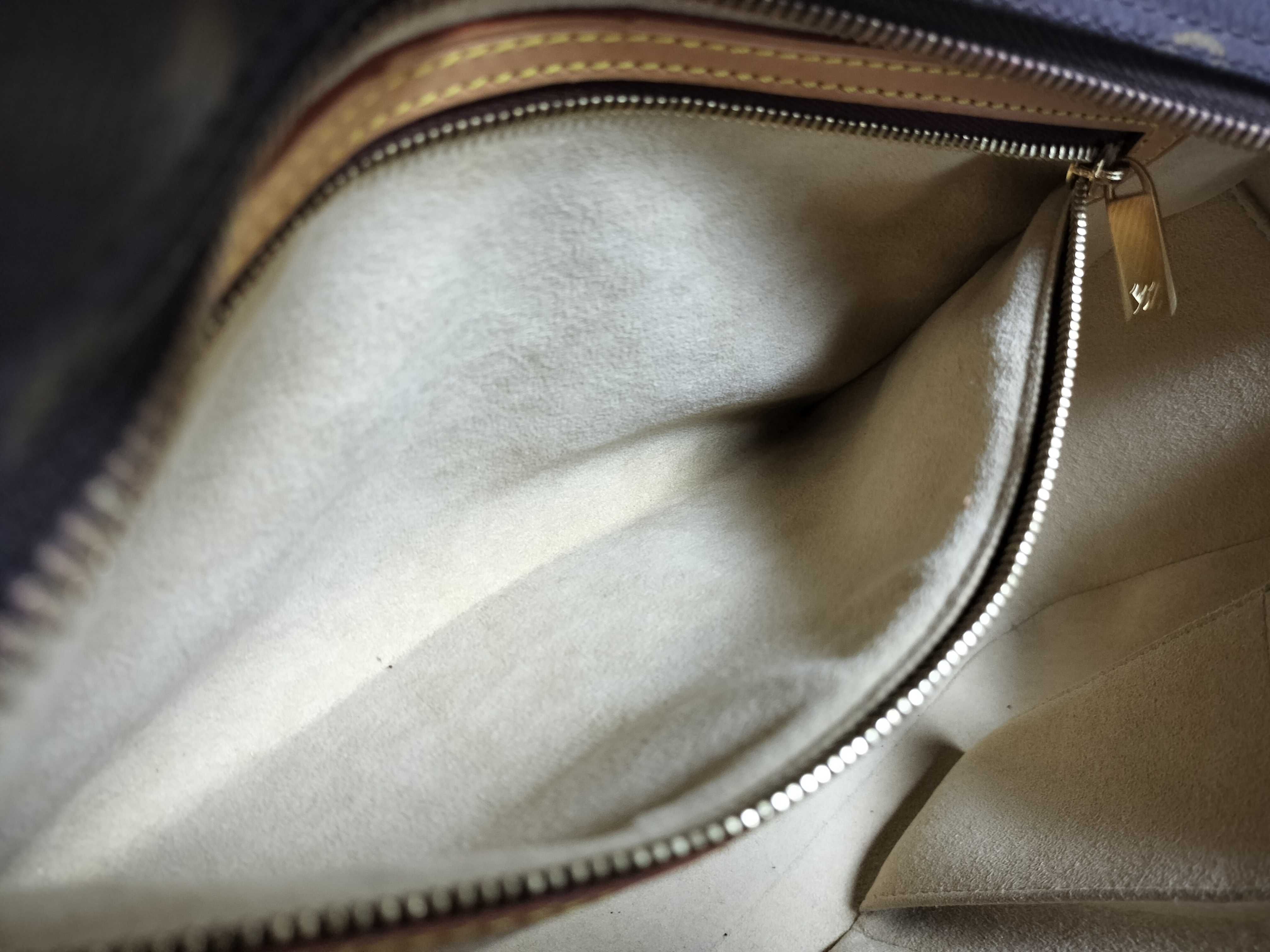 Monogram M51181 Cite GM FL0053 Shoulder Bag — view 11