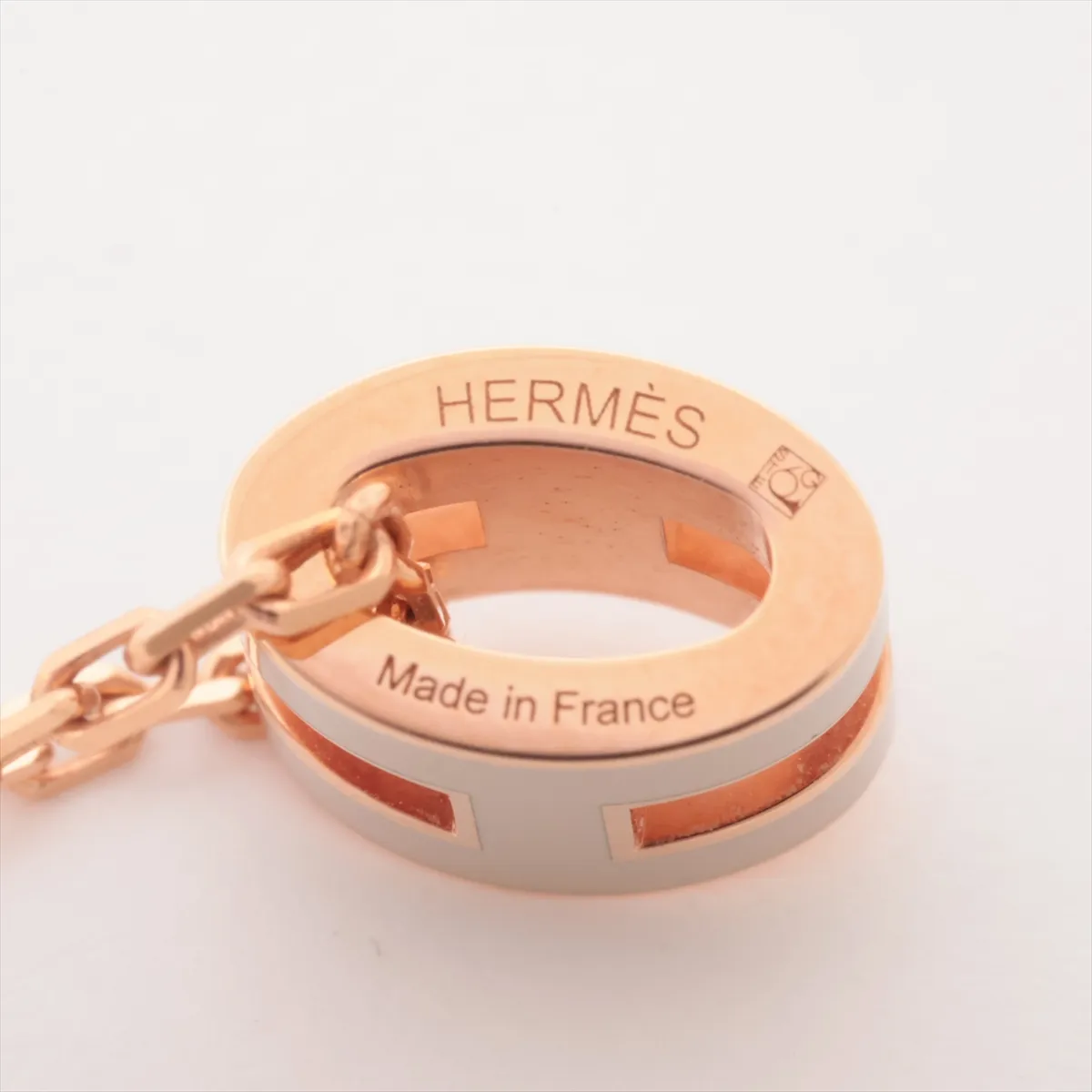 Mini Pop H GD1225 Necklace GP Gold x Beige, some wear and tarnishing. — view 4