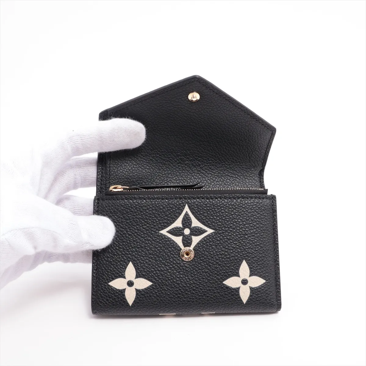 Bicolor Monogram Empreinte Portefeuille Victorine M80968 Noir Compact Wallet (RFID detected) — view 3