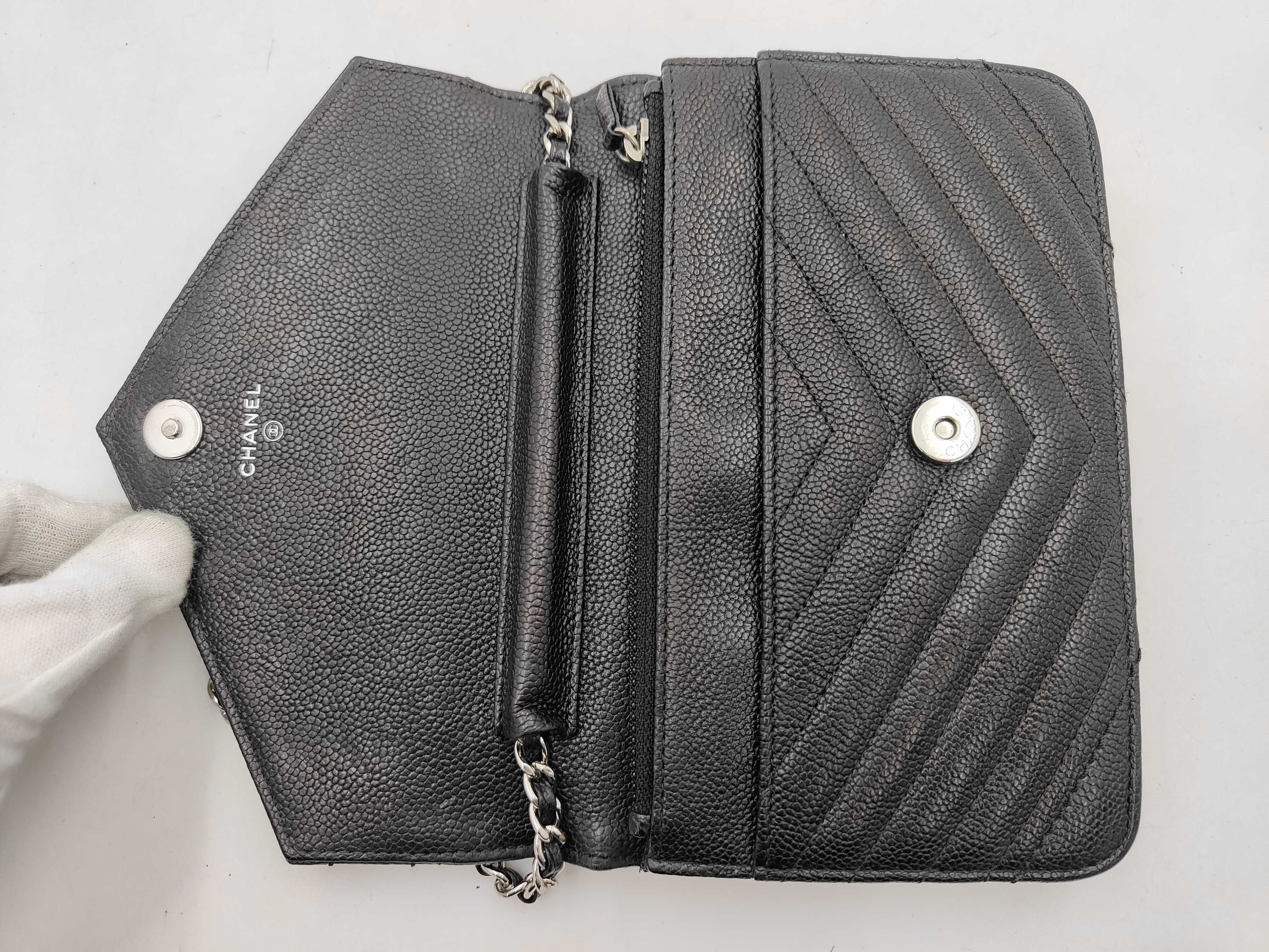 Black Caviar Skin V-Stitch Shoulder Bag, WOC, Approx. 19cm W, Serial Number , with Dust Bag and Seal, Silver Hardware, 24813421 — view 7