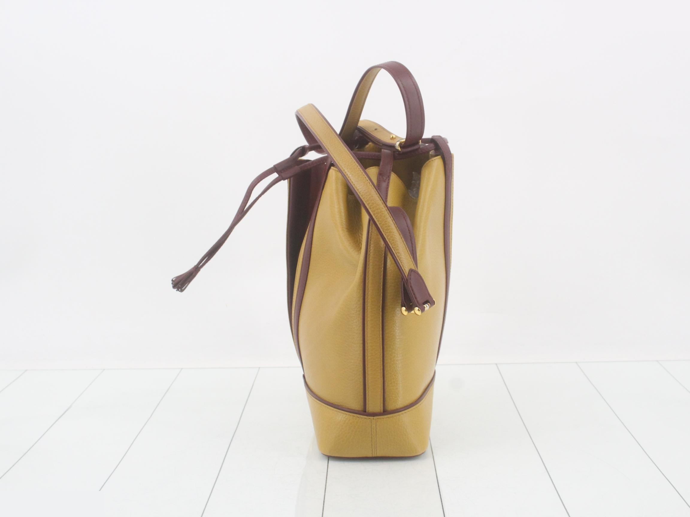 Leather shoulder bag, brown — view 3