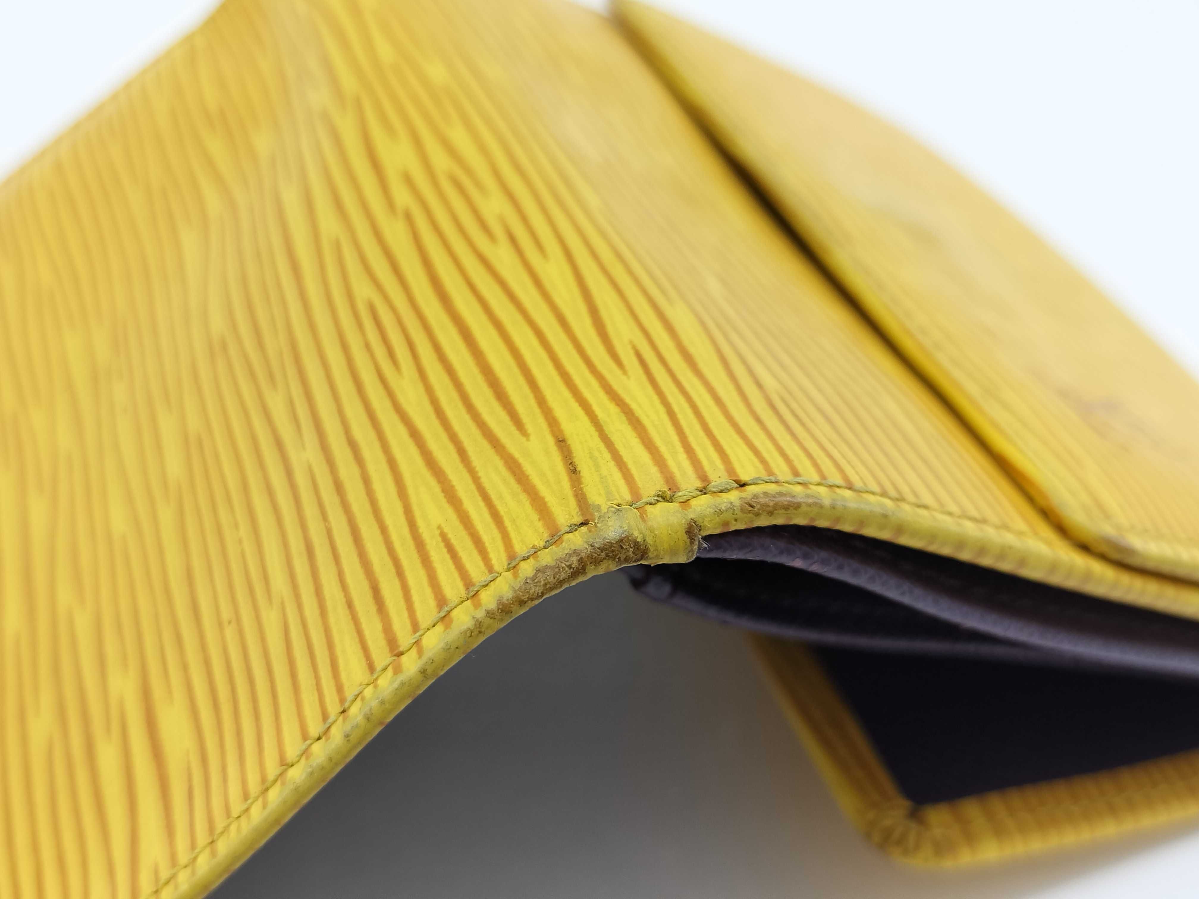 Epi / Epi / Portemonnaie Billet Carte Credit / M63489 / SP1001 / Folding Wallet / Leather Wallet — view 14