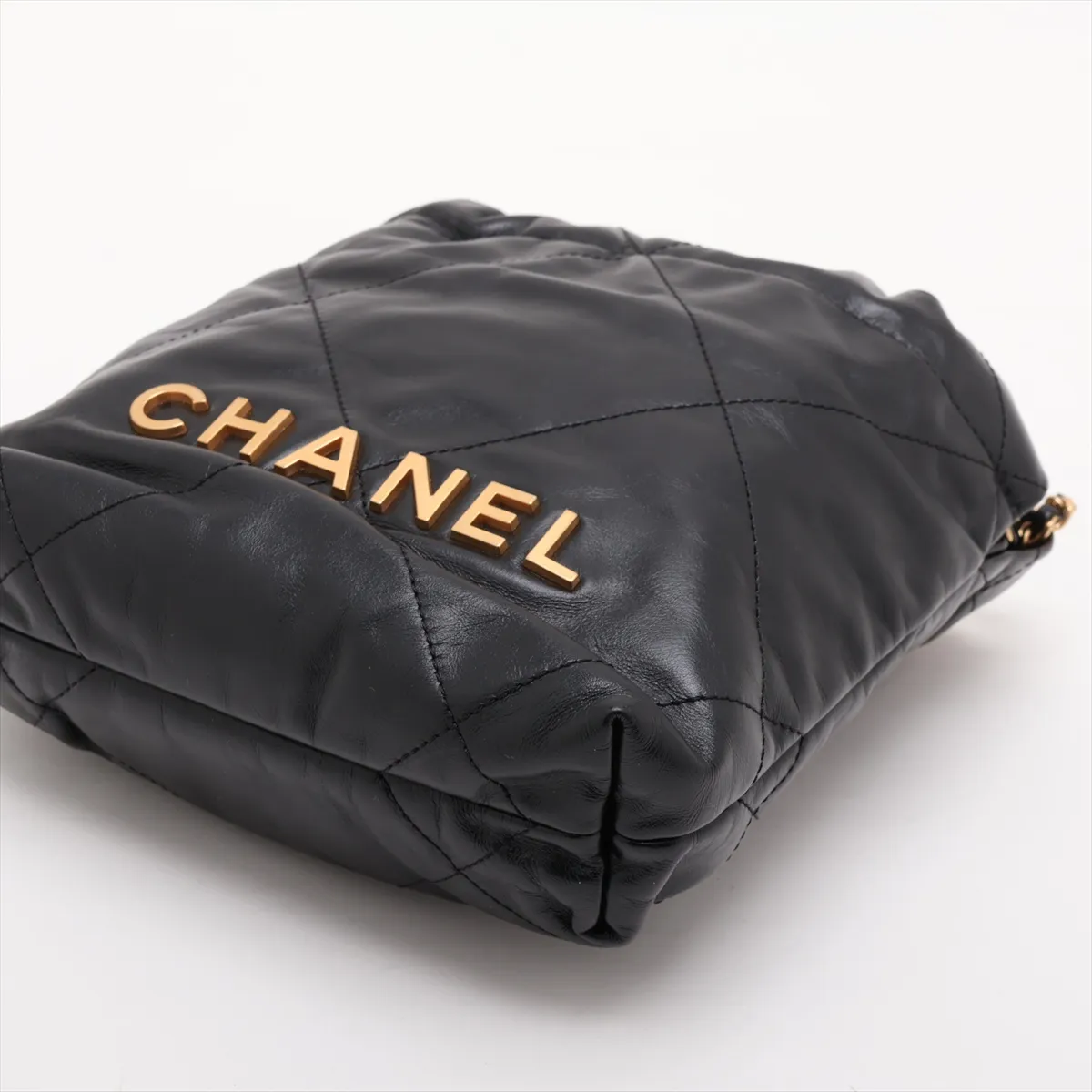 22 Mini Shiny Calfskin Chain Shoulder Bag Black Gold Hardware TK6JUXEH Random Plate AS3980 — view 3