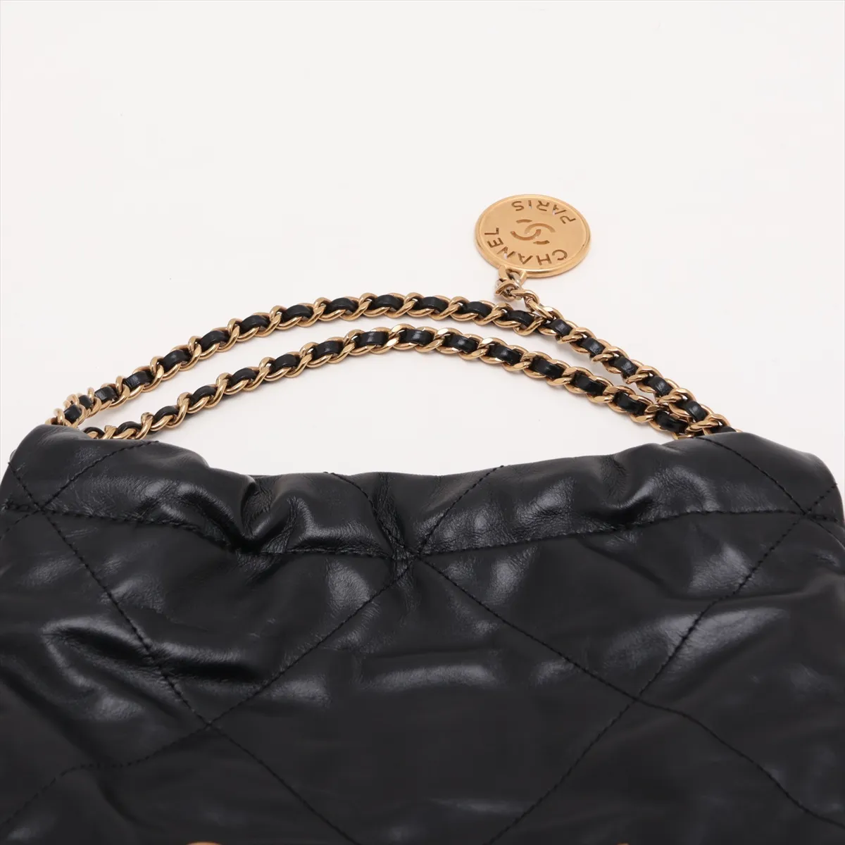 22 Mini Shiny Calfskin Chain Shoulder Bag Black Gold Hardware TK6JUXEH Random Plate AS3980 — view 6