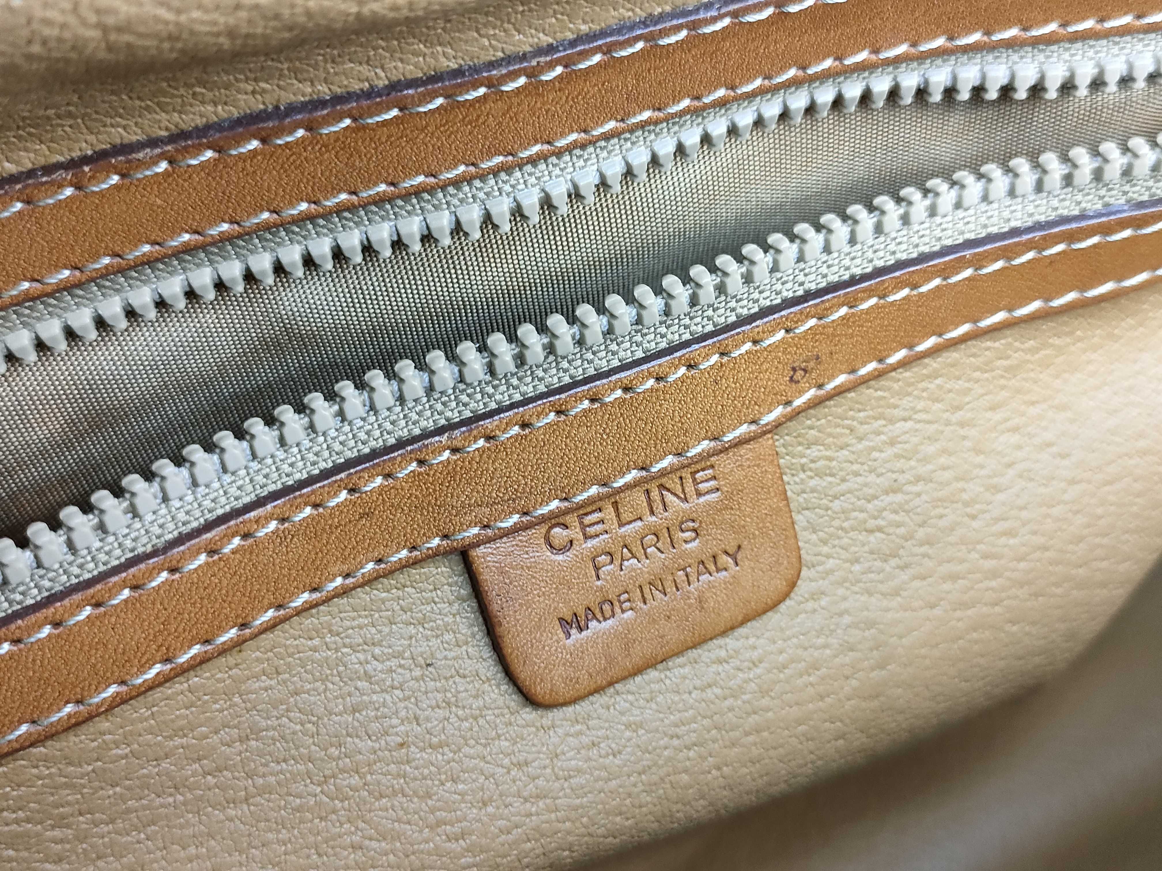 Handbag / PVC Handbag — view 12