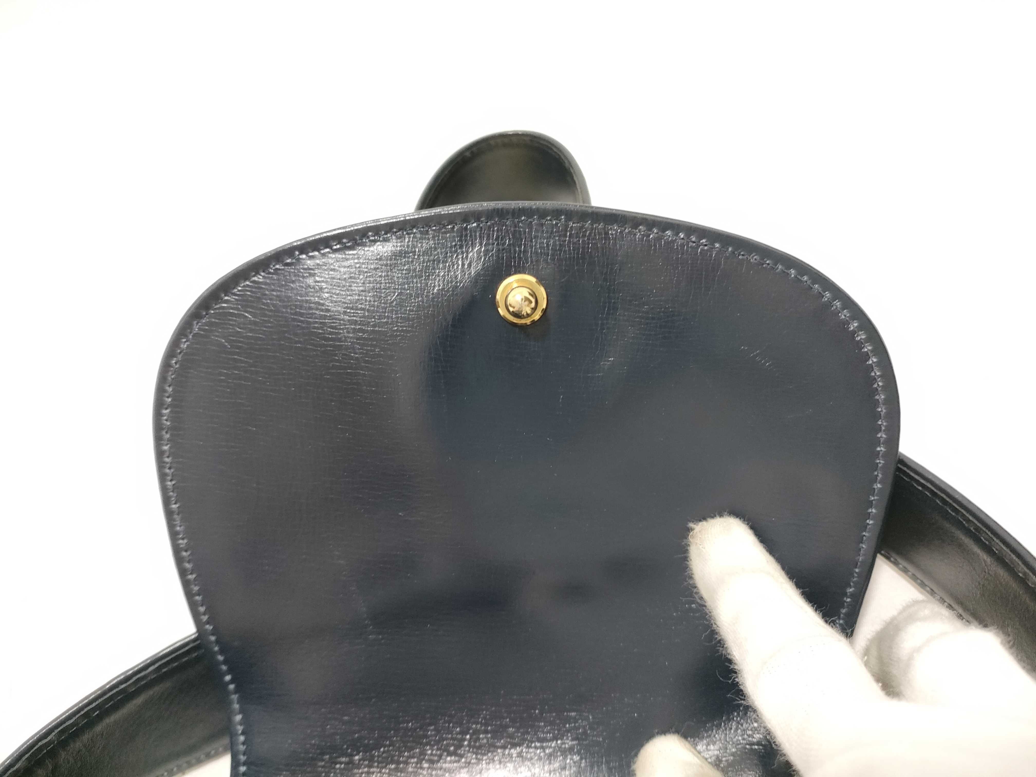 One-Shoulder Shoulder Bag — view 8