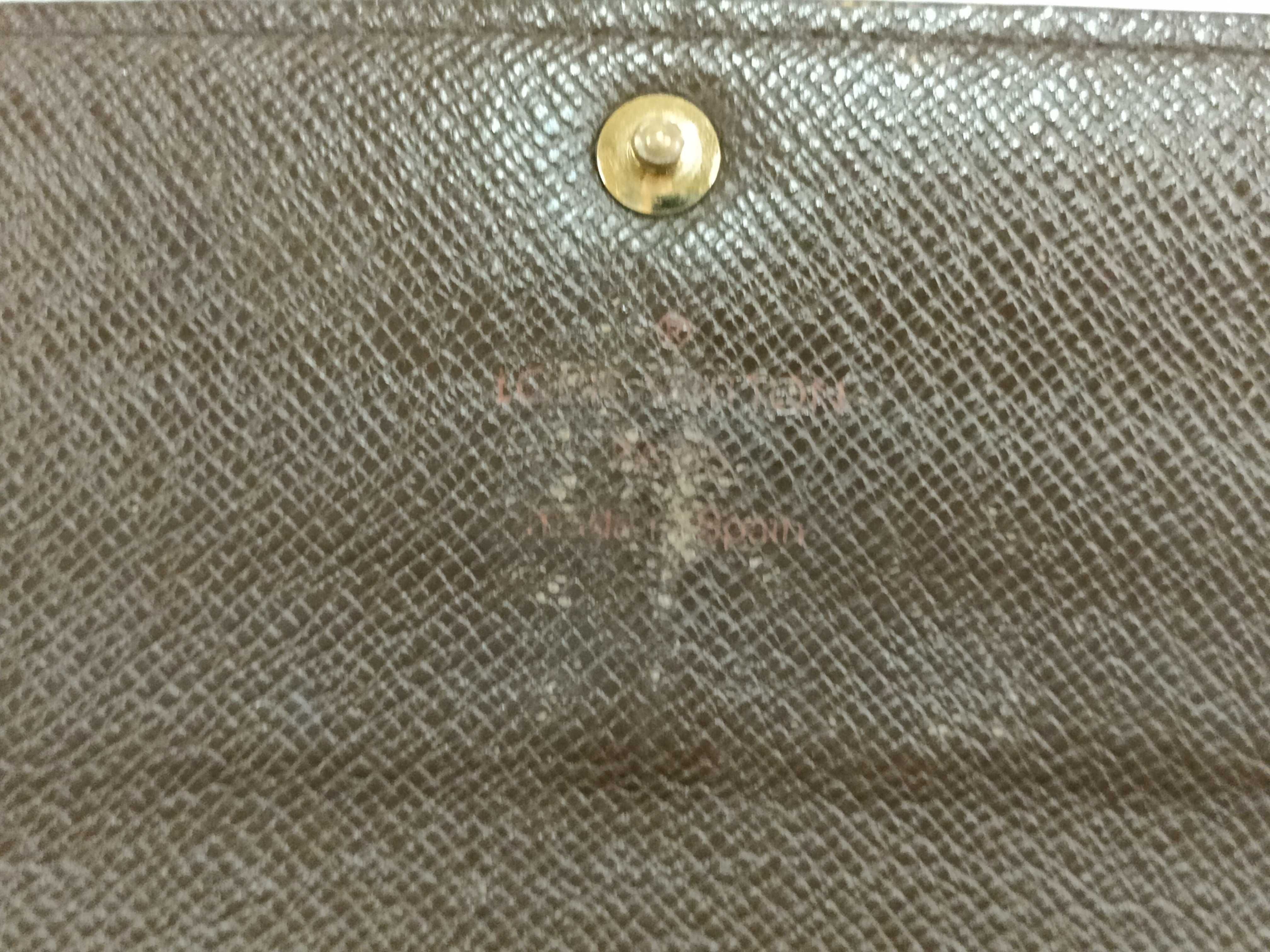 Damier Louis Vuitton Damier Wallet — view 11