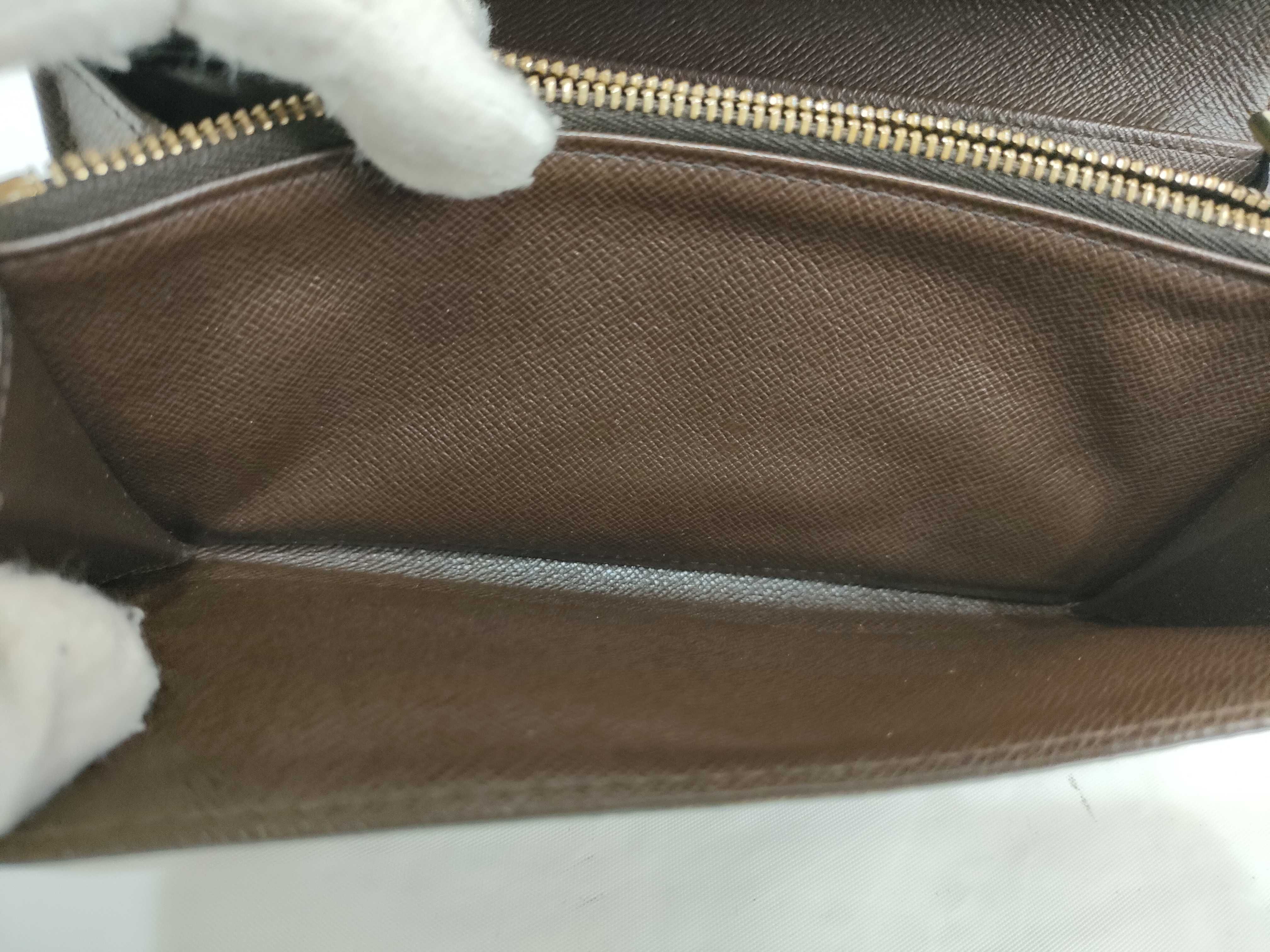Damier Louis Vuitton Damier Wallet — view 12