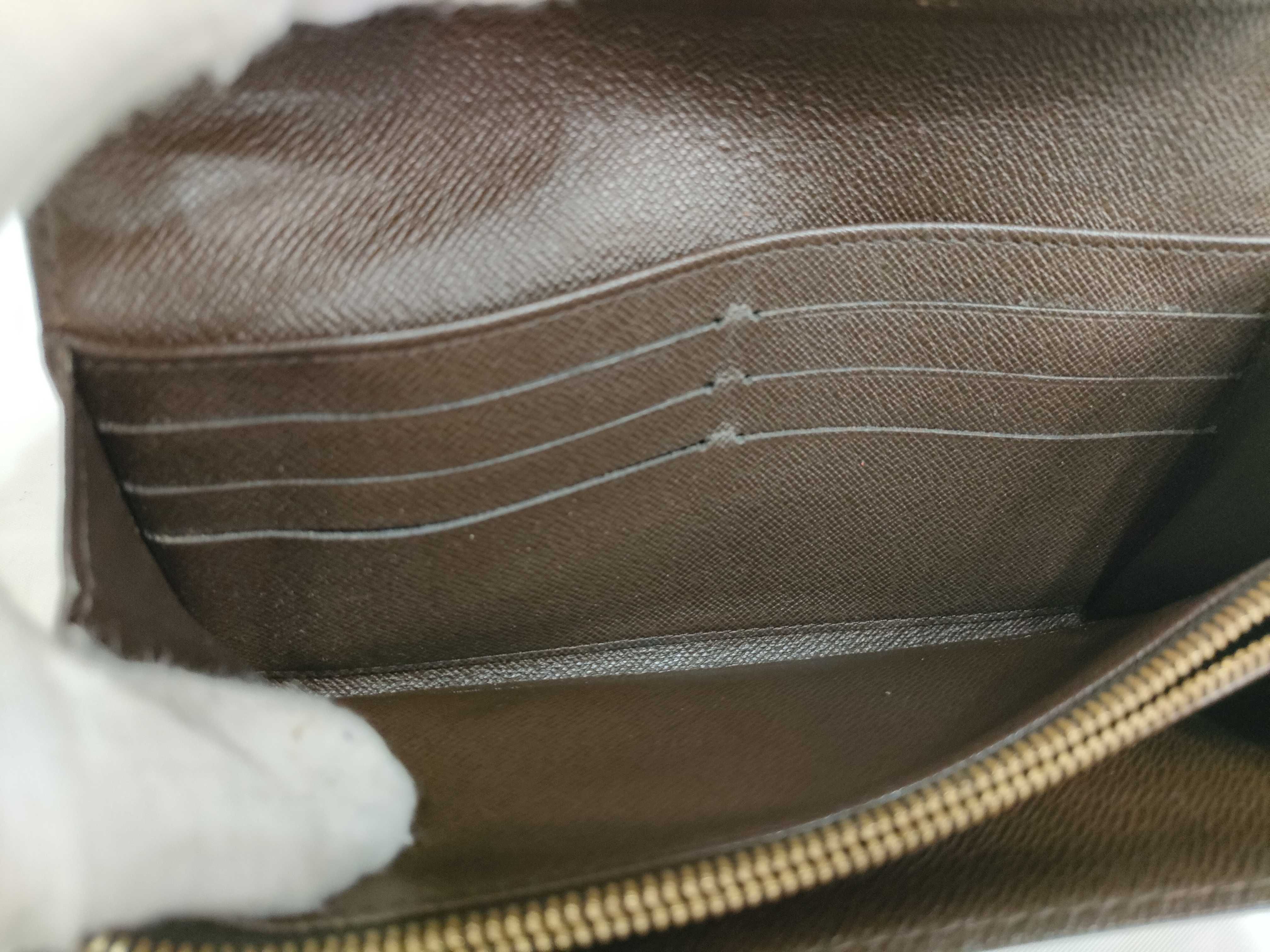 Damier Louis Vuitton Damier Wallet — view 10