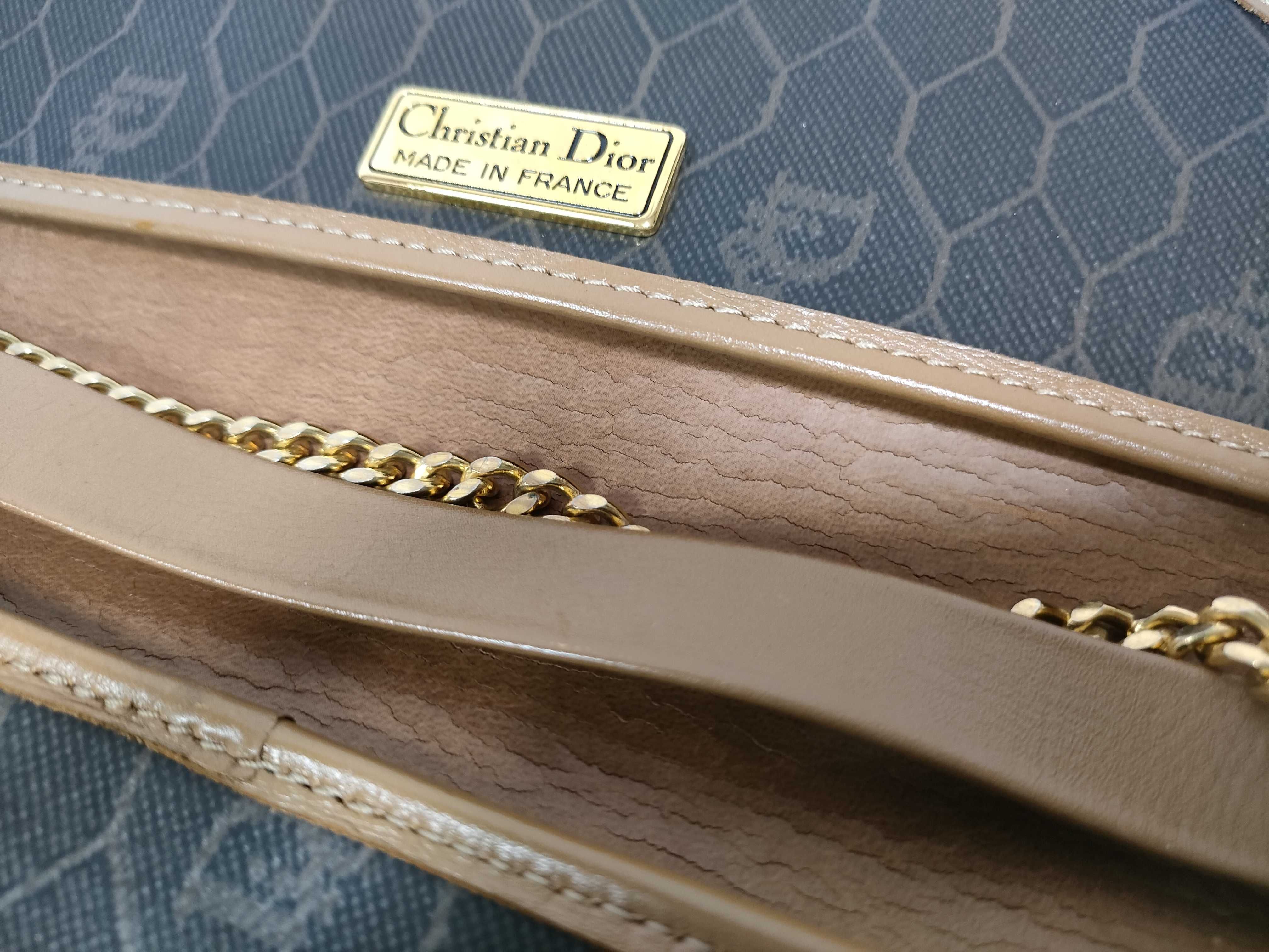 Honeycomb Pattern Shoulder Bag Chain Shoulder Bag — view 10