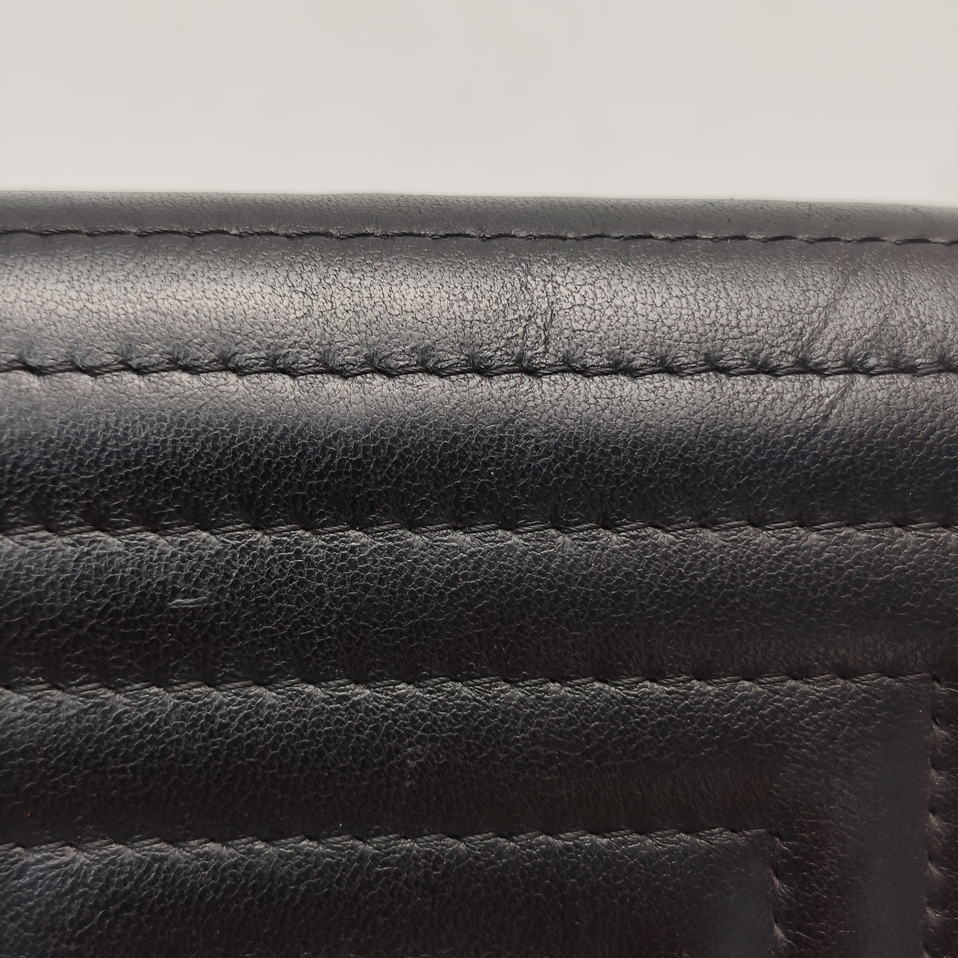 【*Shipped from: China*】FENDI Leather Shoulder Bag — view 11