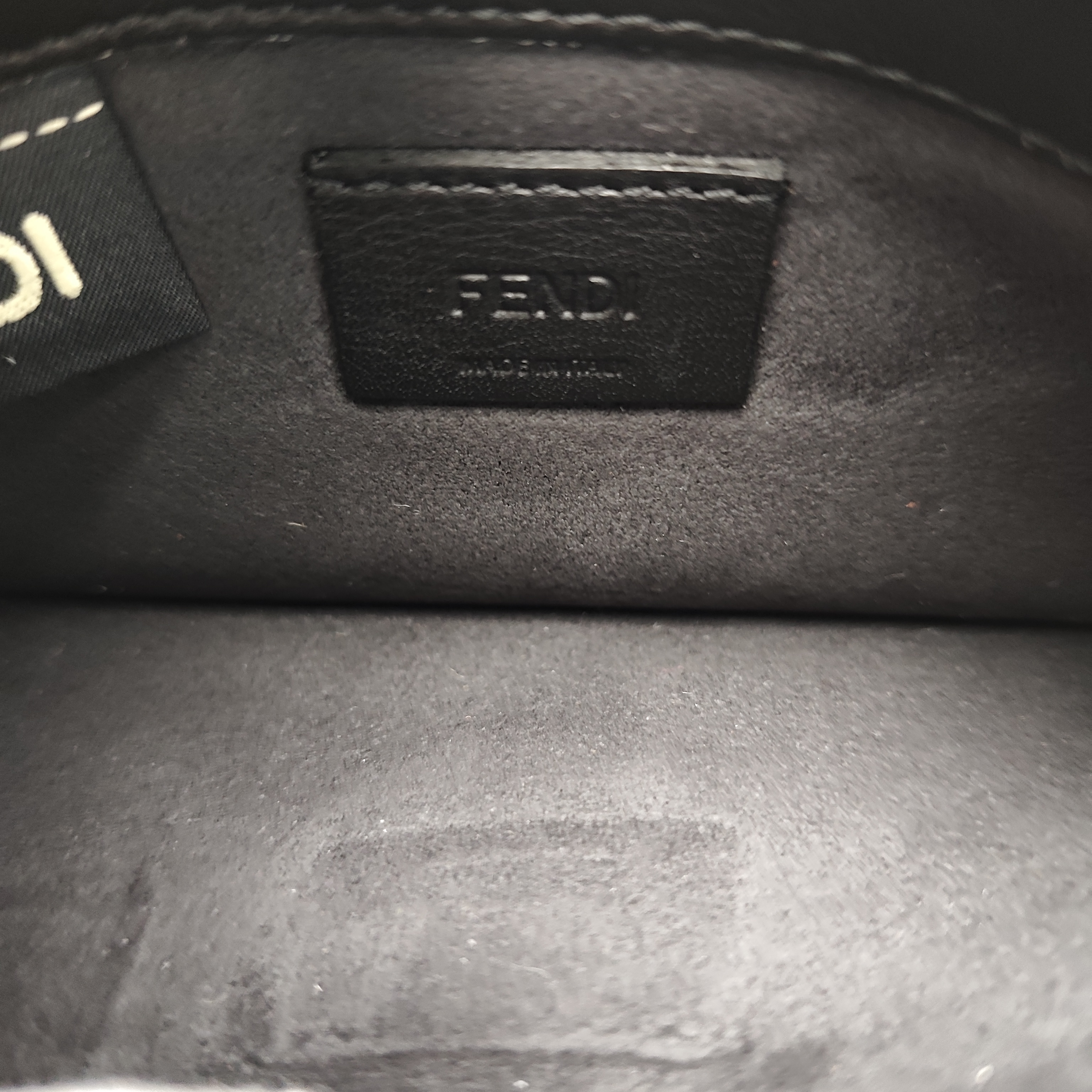 【*Shipped from: China*】FENDI Leather Shoulder Bag — view 7