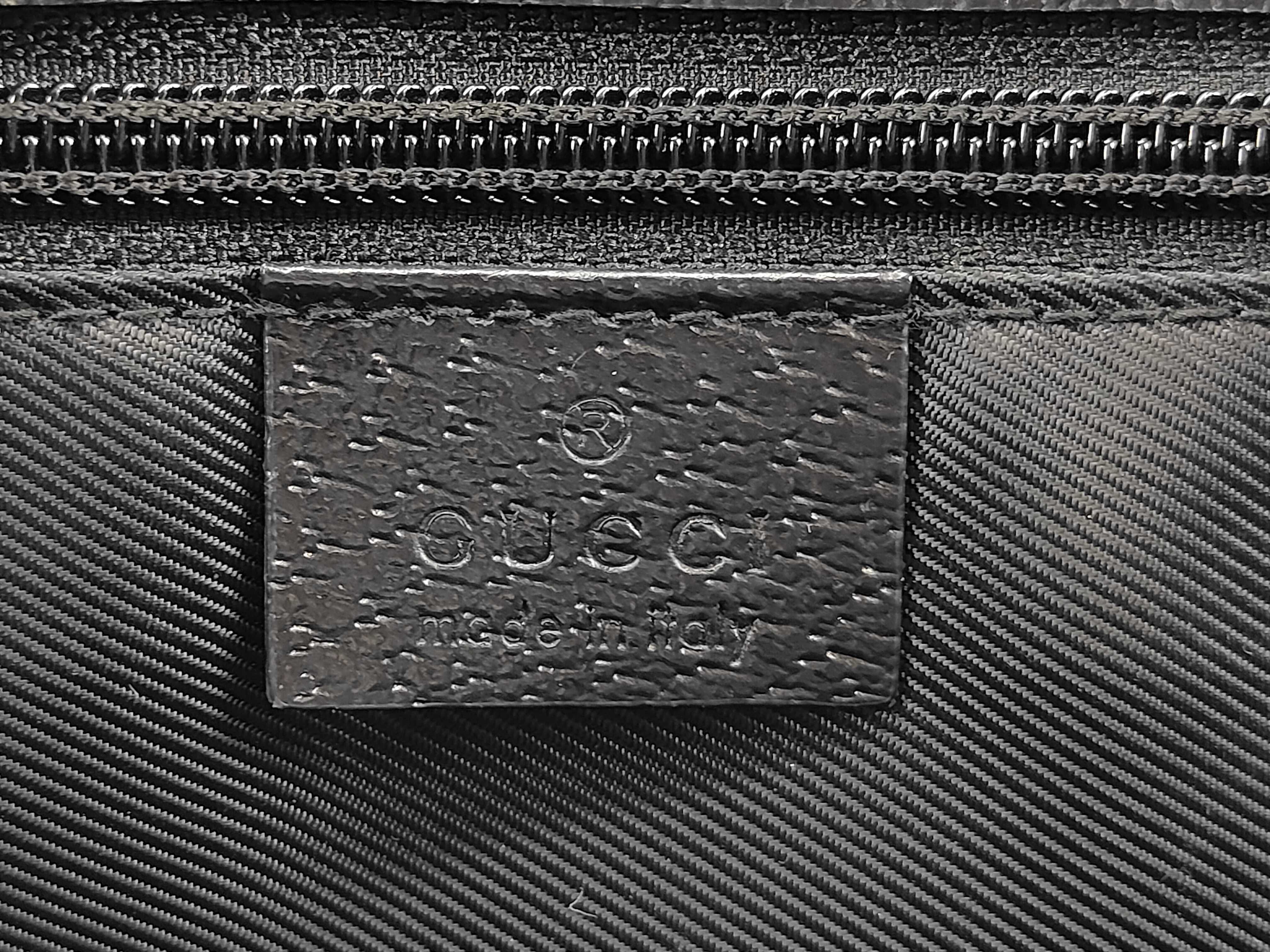 GG Canvas Shoulder Bag, Black — view 10