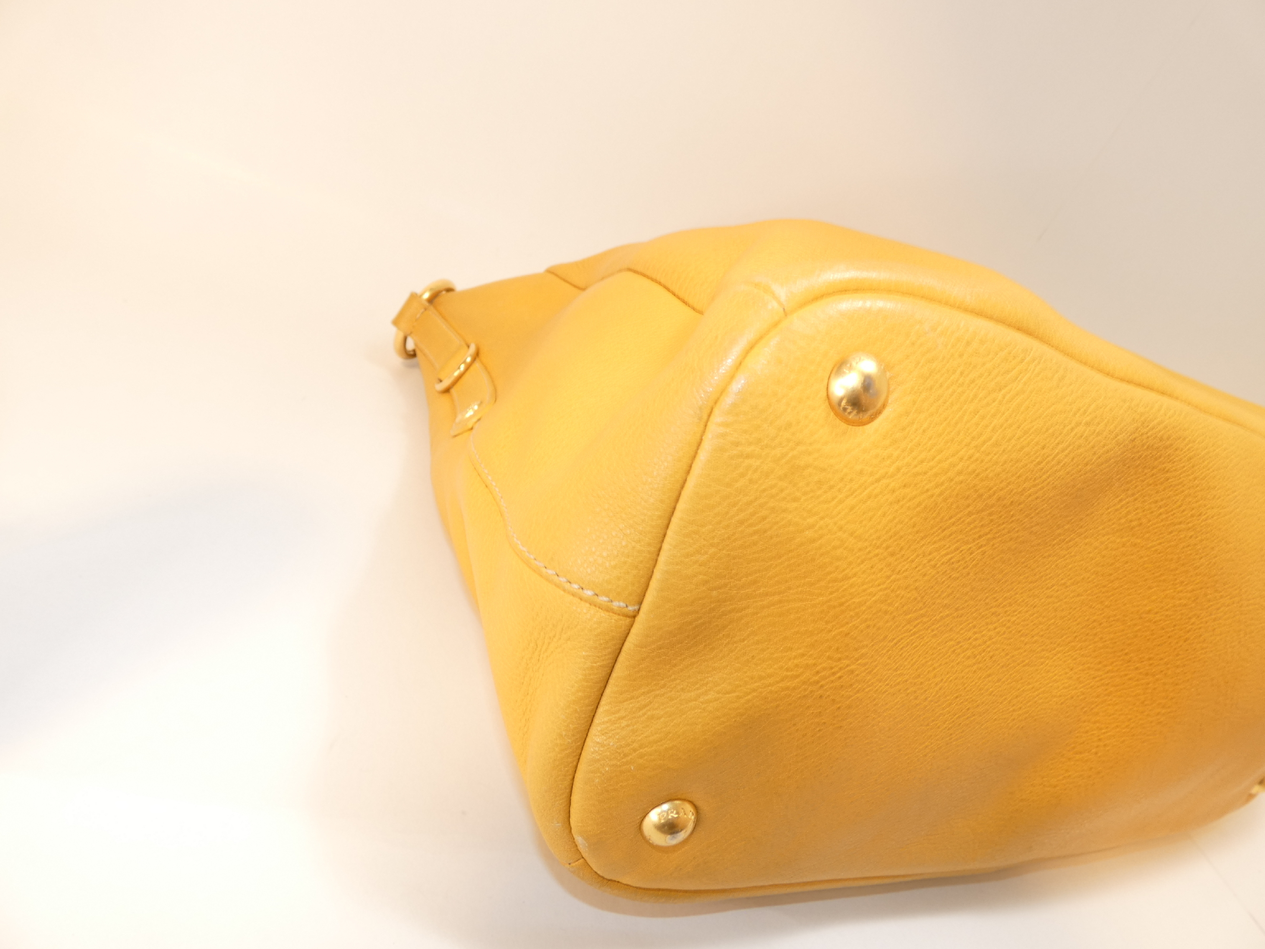 Vitello One-Shoulder Bag — view 6