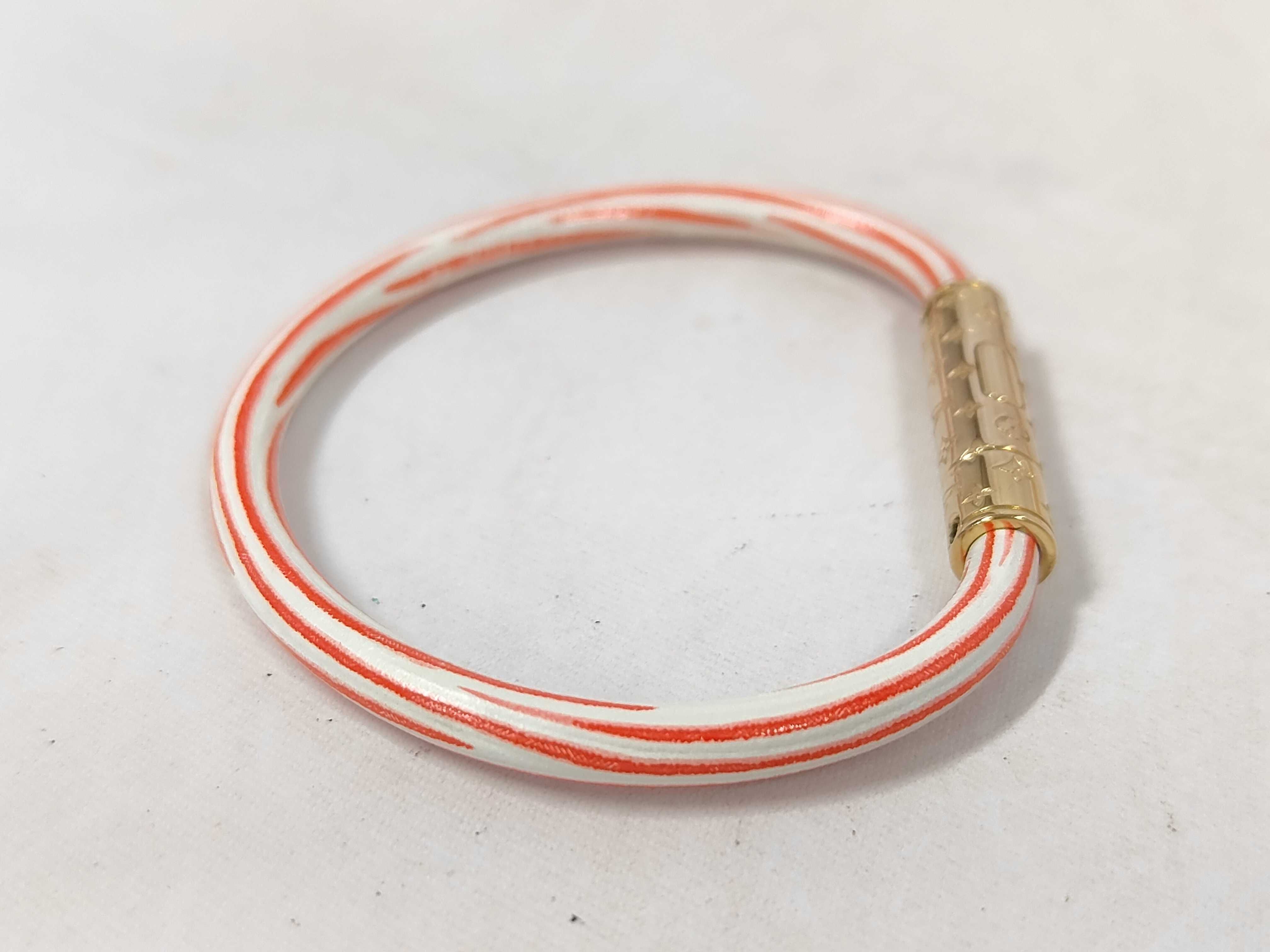 Epi Bracelet LV Confidential Bracelet Accessory BC0117 Bracelet/Bangle — view 2