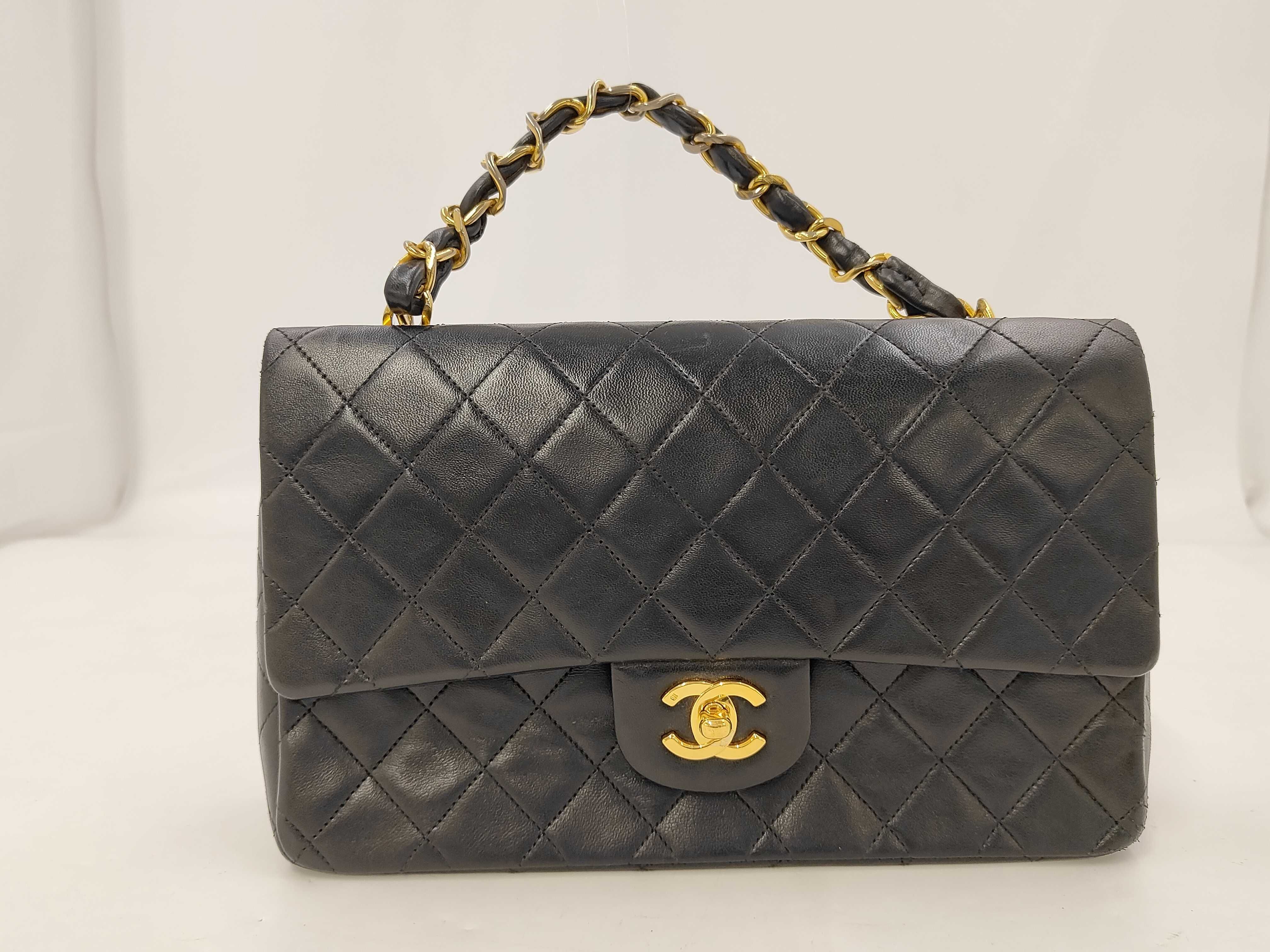 Matelassé Shoulder Bag Handbag
