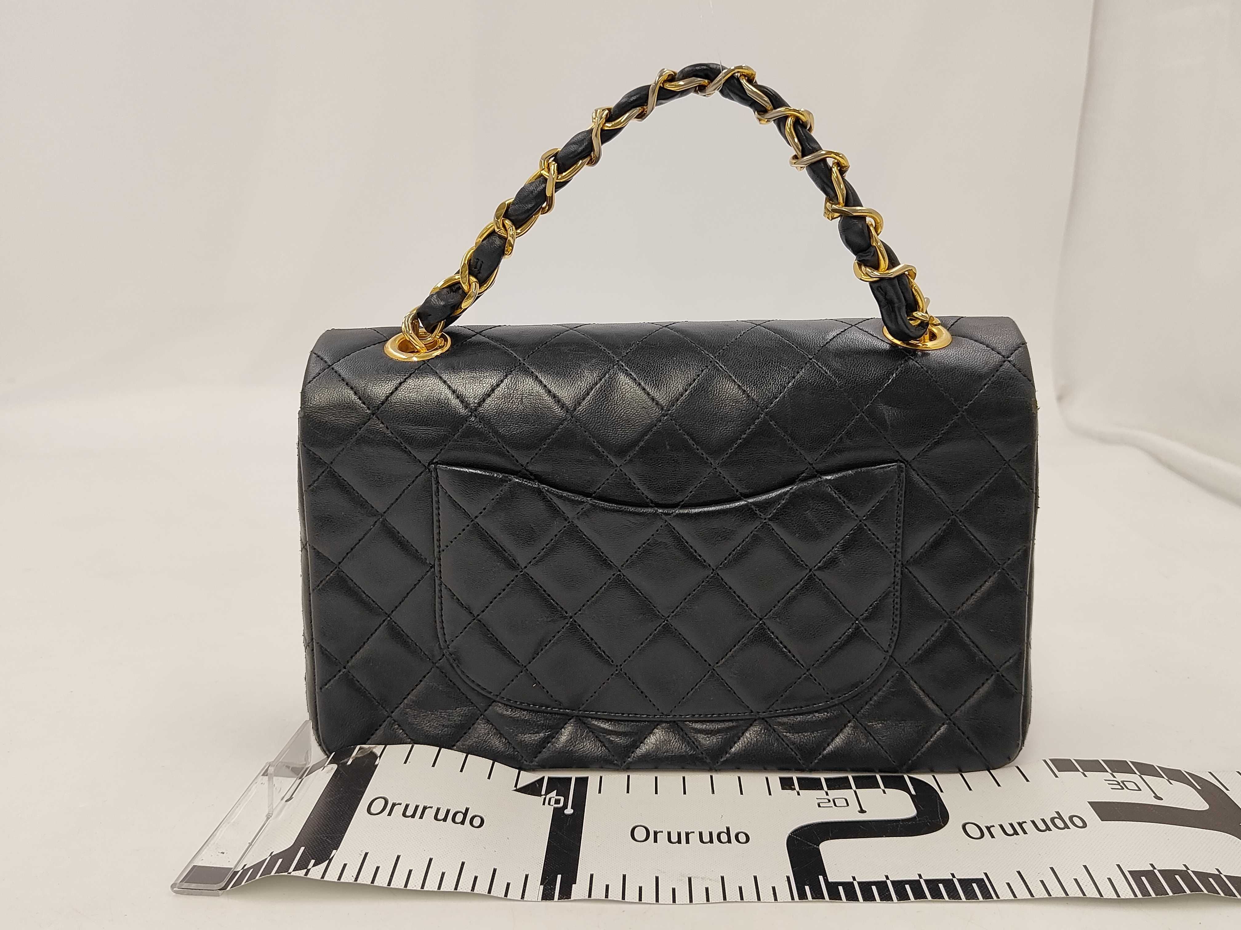 Matelassé Shoulder Bag Handbag — view 2