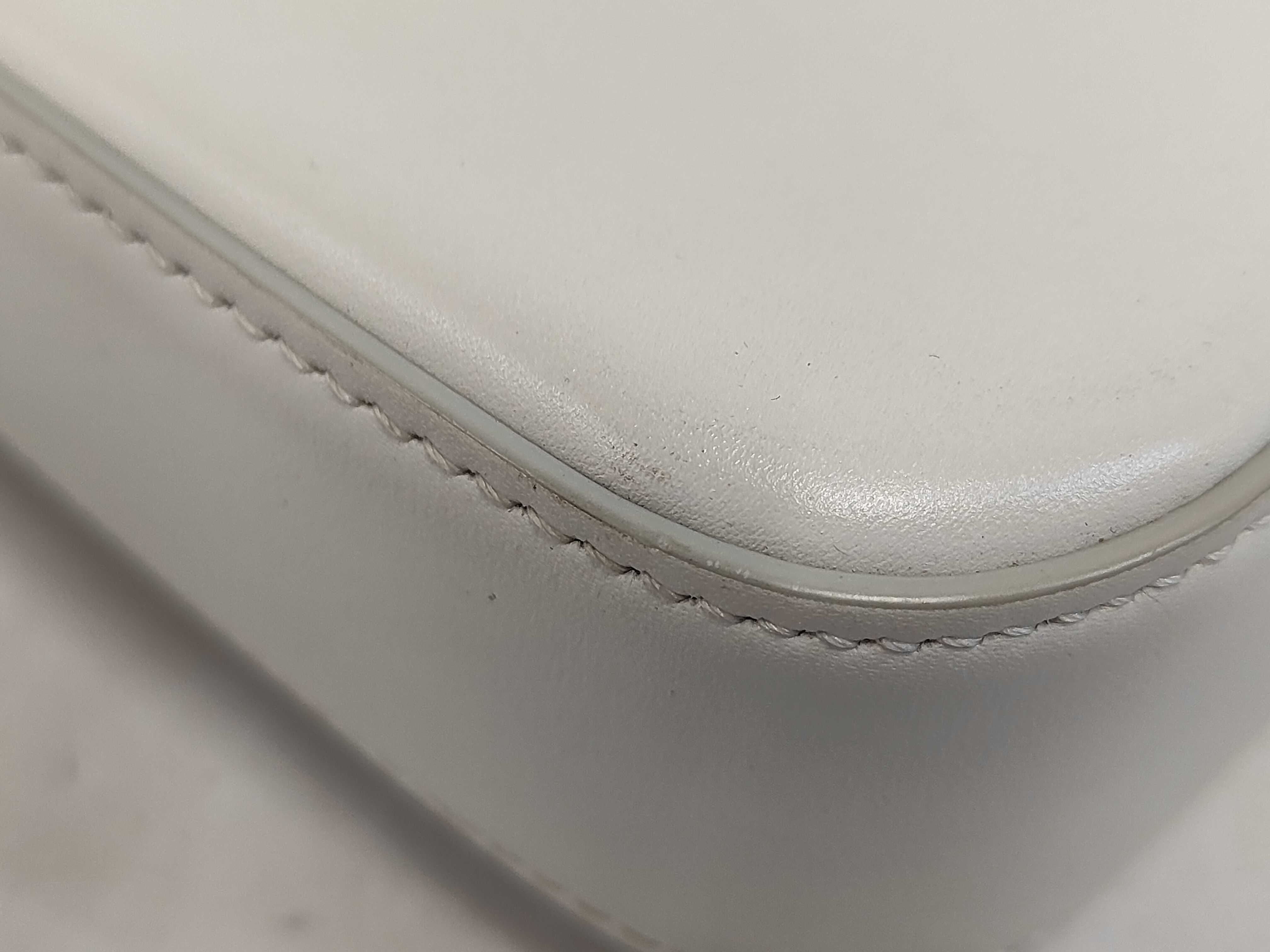 Triomphe Shoulder Bag — view 3